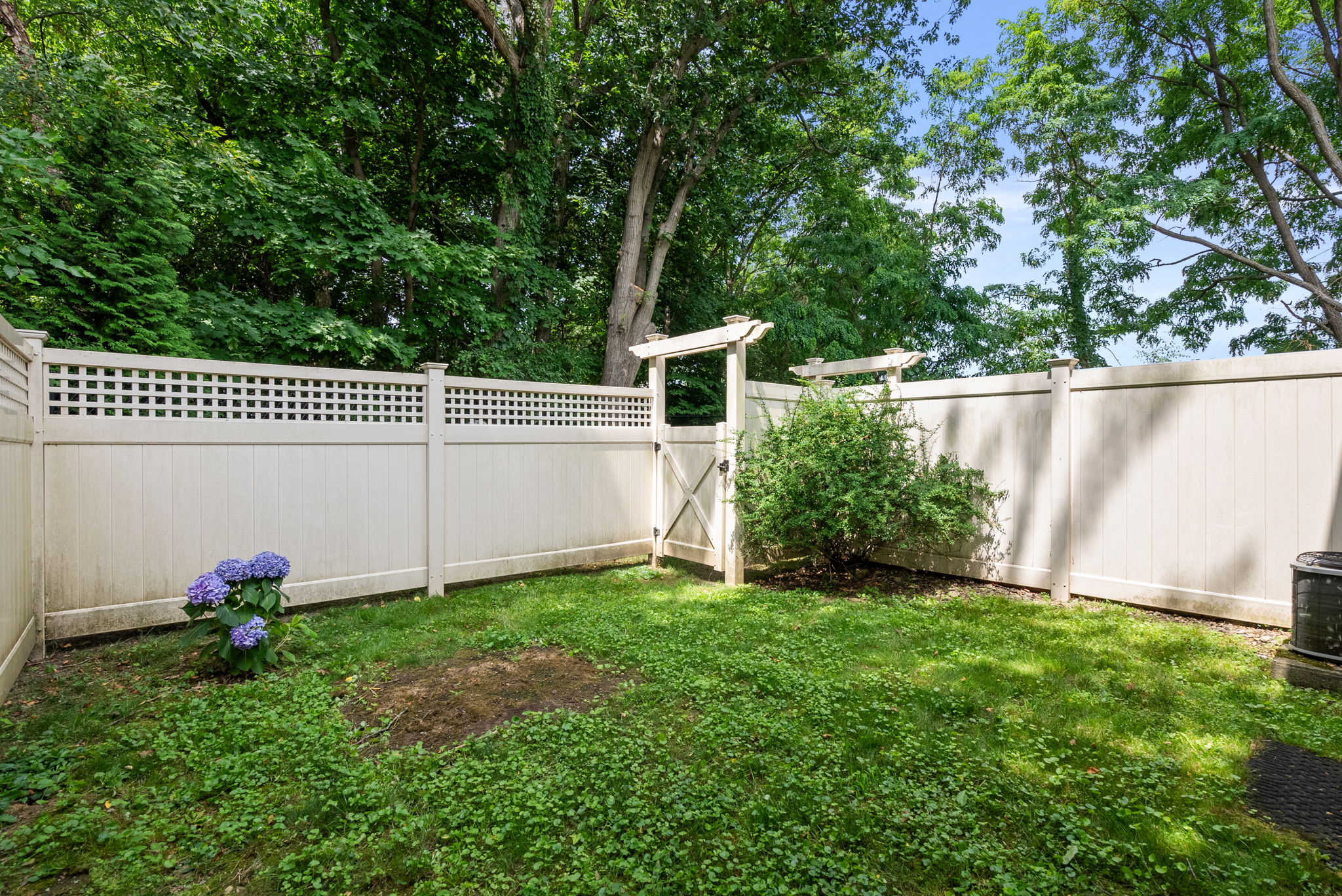  11 Oak Street, Wellesley, MA, 02482 - 物件實景