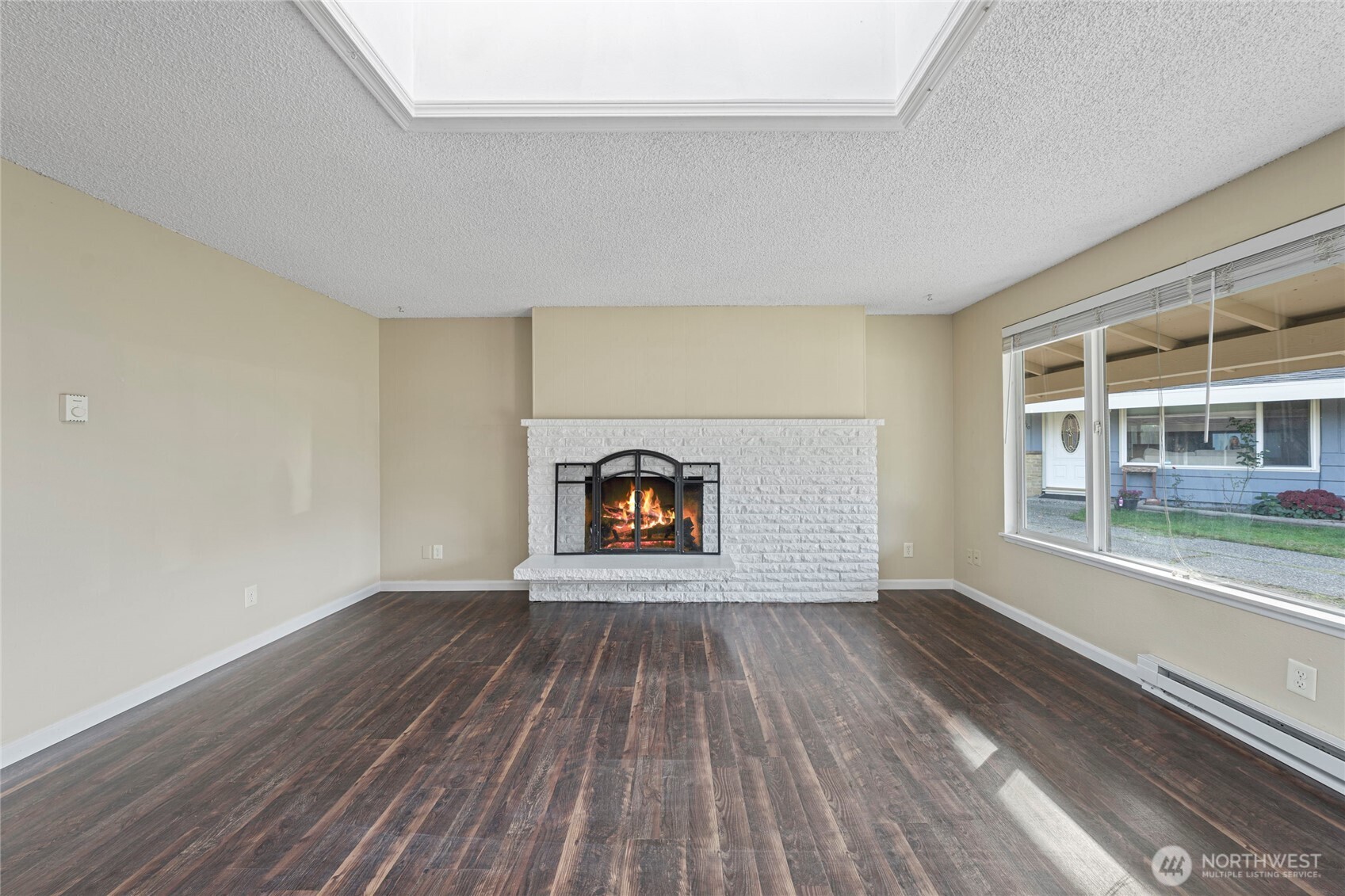 Auburn, Washington, 98001, United States, ,Residential,For Sale,1992028