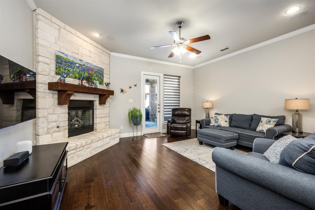 Roanoke, Texas, 76262, United States, 4 Bedrooms Bedrooms, ,3 BathroomsBathrooms,Residential,For Sale,1983211