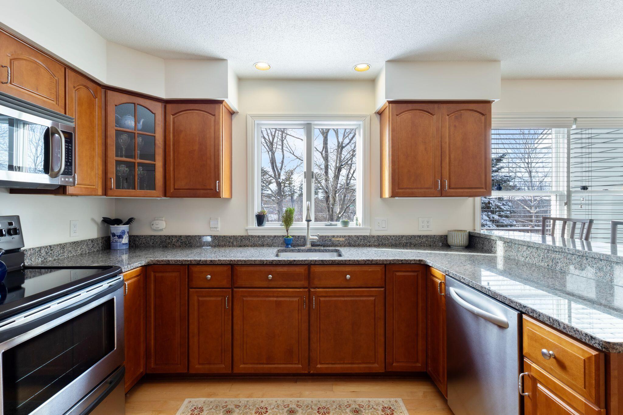 Portland, Maine, 04103, United States, 3 Bedrooms Bedrooms, ,3 BathroomsBathrooms,Residential,For Sale,2002242