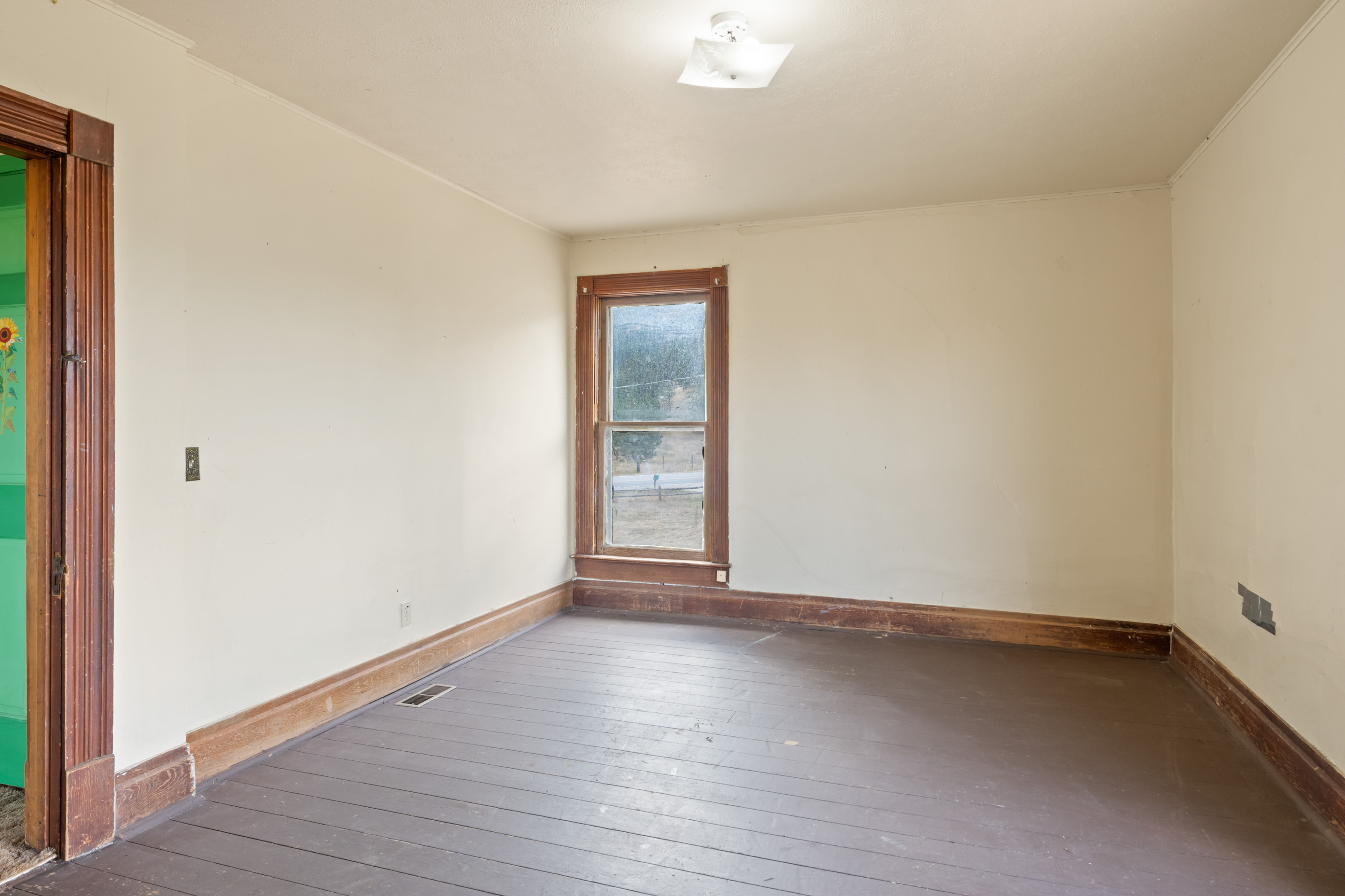 Missoula, Montana, 59804, United States, 3 Bedrooms Bedrooms, ,Residential,For Sale,1980863