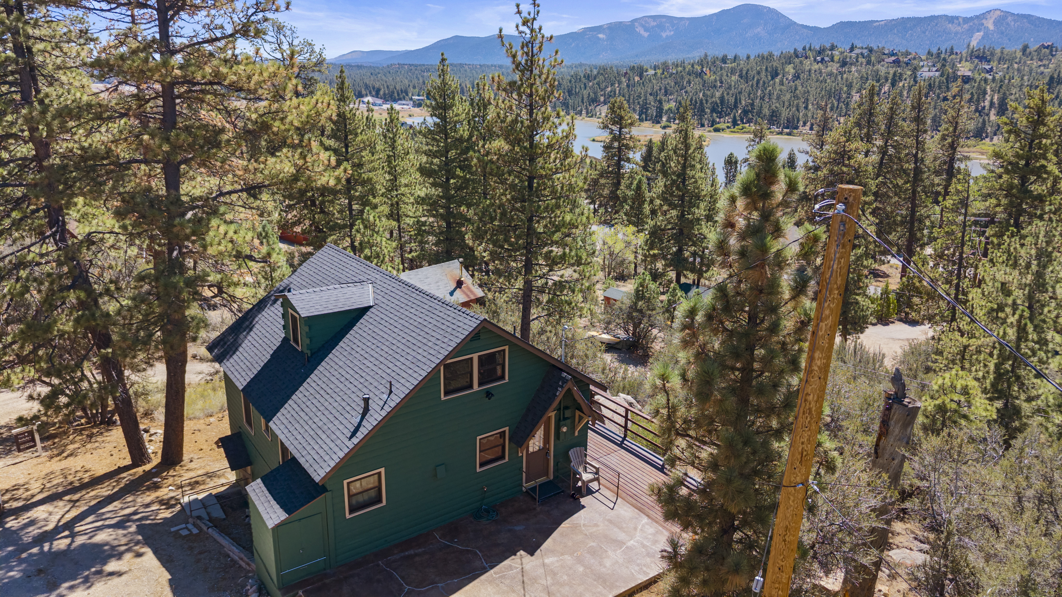  82 Lakeview Lane, Fawnskin, CA 92333 - 物件實景