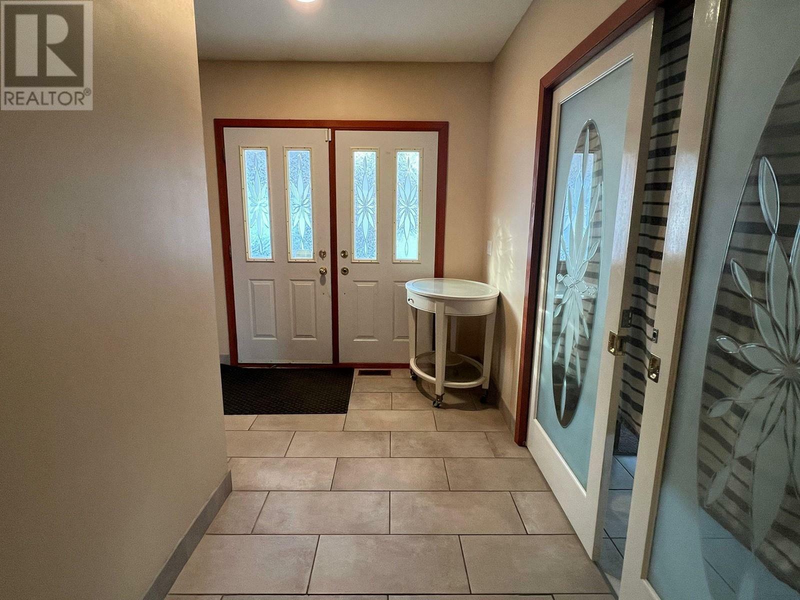 KAMLOOPS, British Columbia, V2C 1B3, CA, 4 Bedrooms Bedrooms, ,3 BathroomsBathrooms,Residential,For Sale,1839127