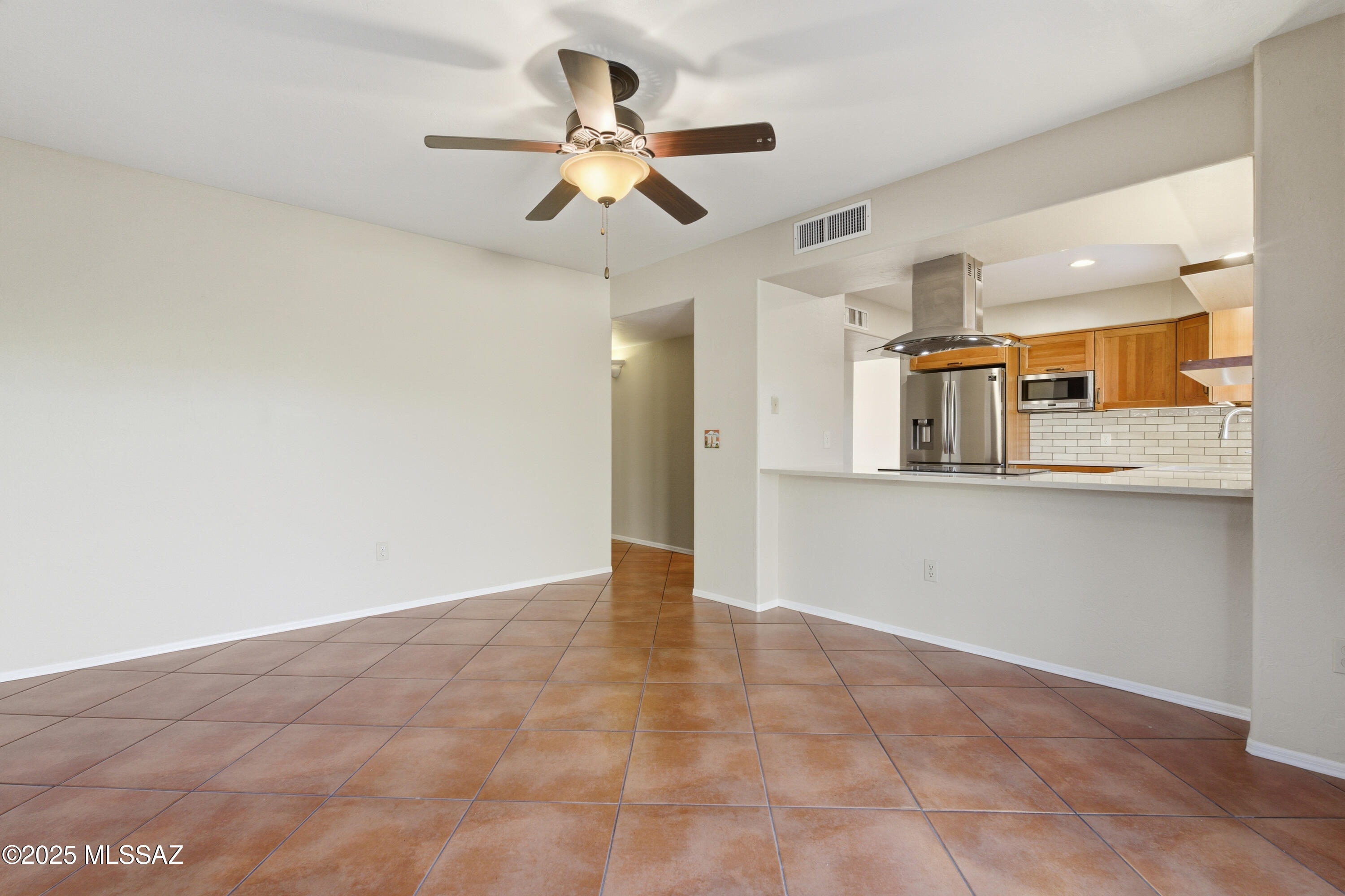 Tucson, Arizona, 85712, United States, 4 Bedrooms Bedrooms, ,3 BathroomsBathrooms,Residential,For Sale,1989179