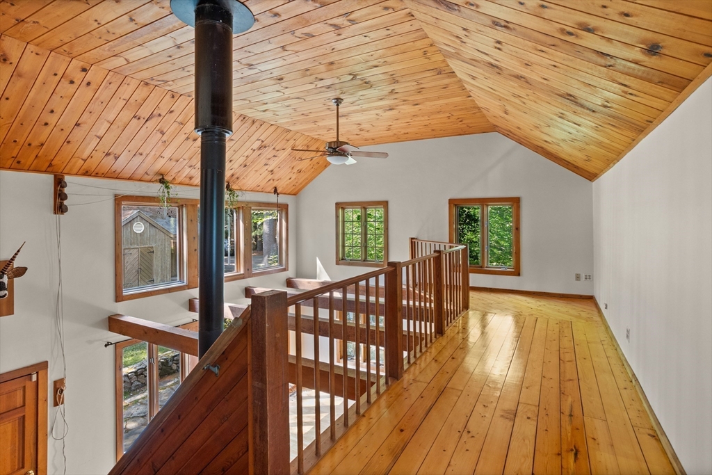 Sudbury, Massachusetts, 01776, United States, 4 Bedrooms Bedrooms, ,3 BathroomsBathrooms,Residential,For Sale,1940388