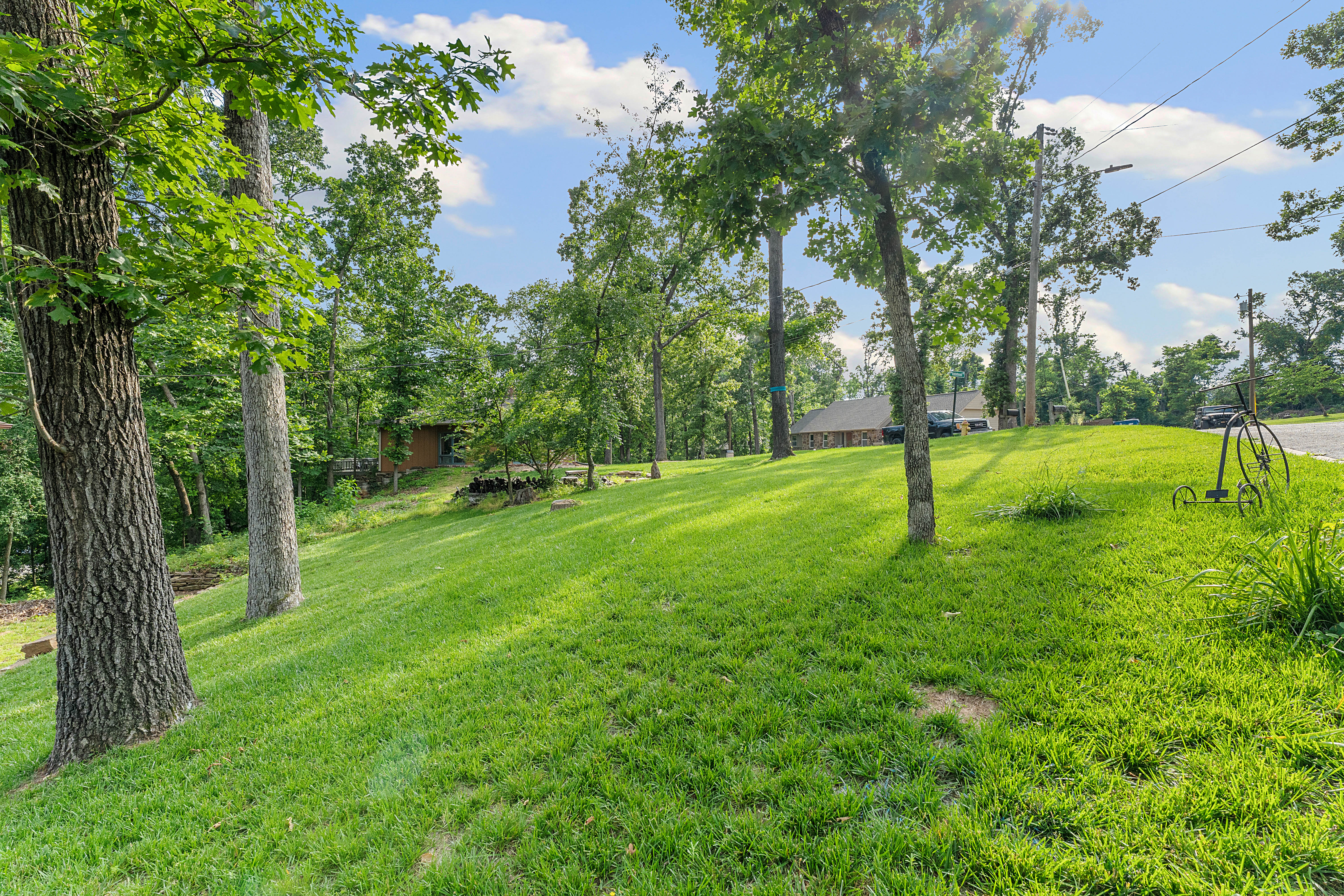 Bentonville, Arkansas, 72712, United States, 3 Bedrooms Bedrooms, ,2 BathroomsBathrooms,Residential,For Sale,1846586