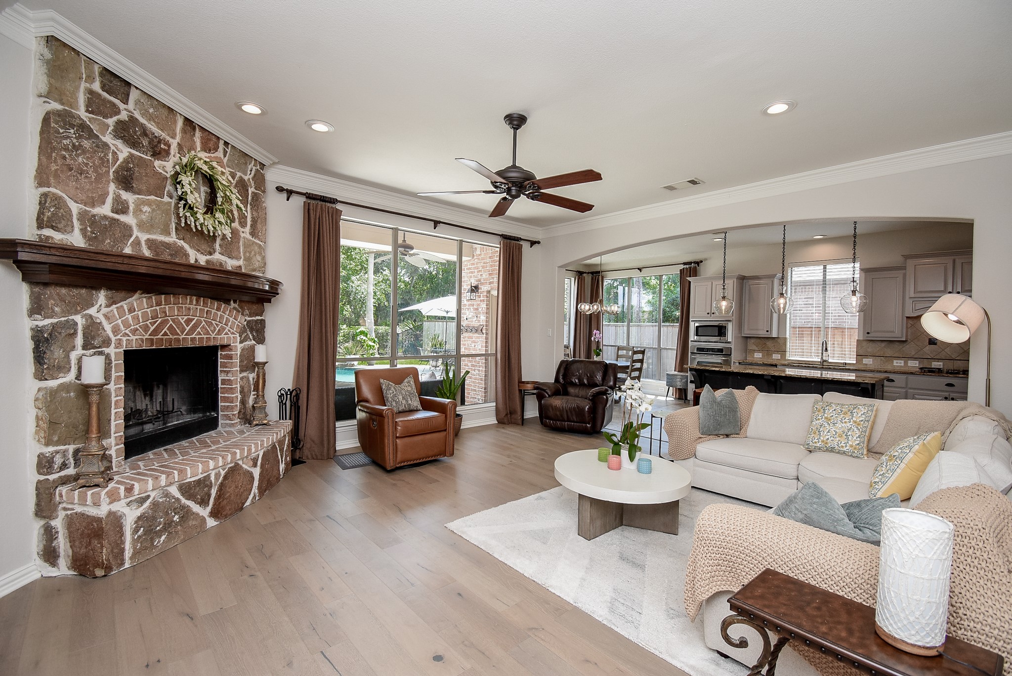  3302 Saint Charles Court - 物件實景