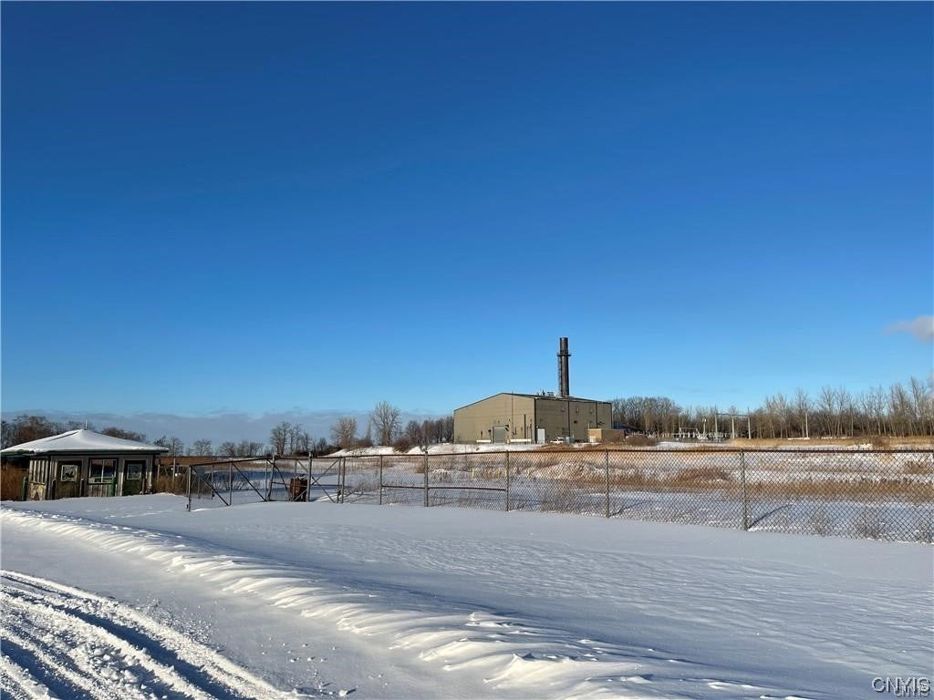 101 Mitchell Street, Oswego, New York, 13126, United States, ,Residential,For Sale,101 Mitchell Street,1637065