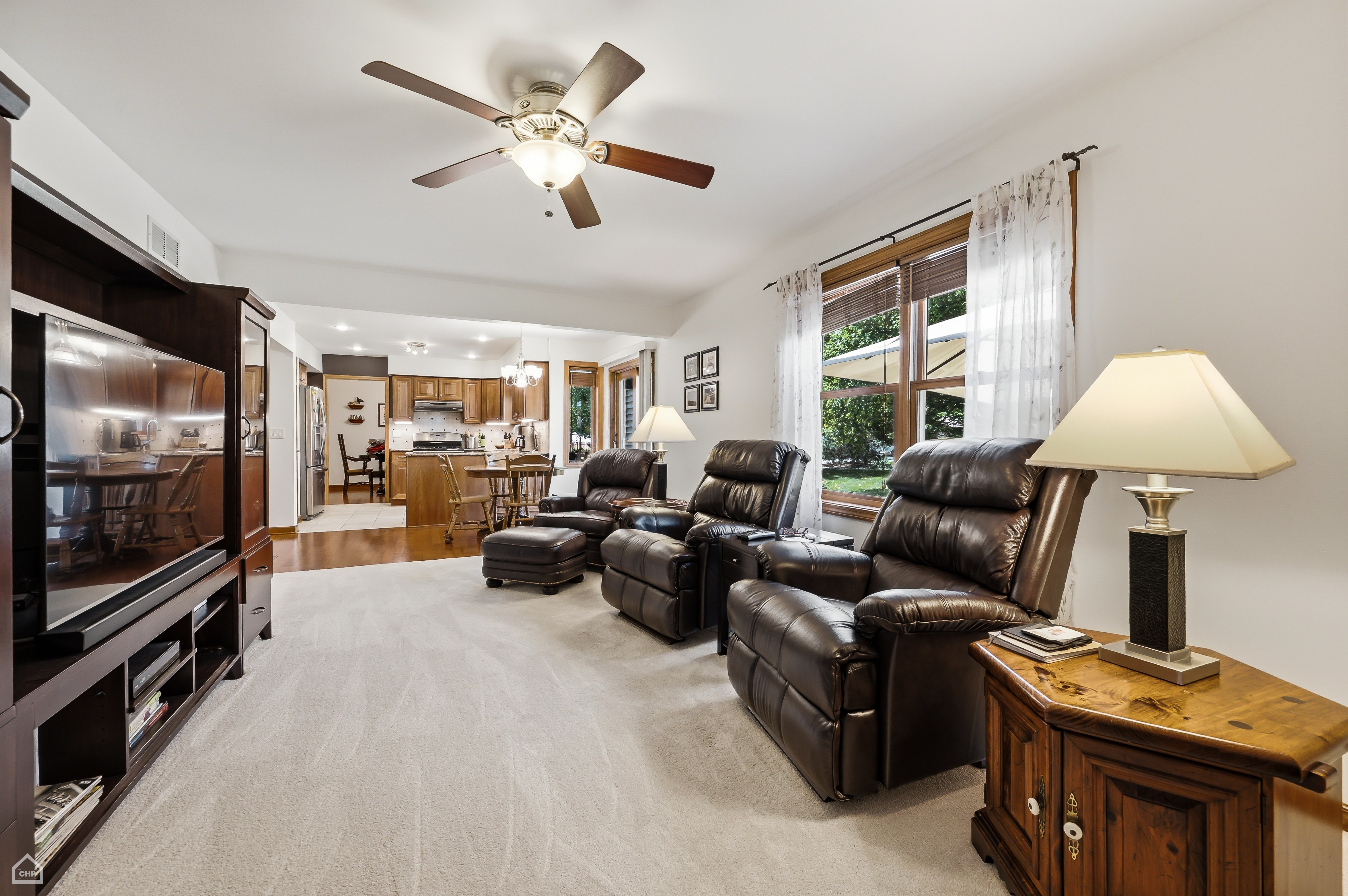  The Perfect Blend of Comfort, Functionality, and Curb Appeal - 物件實景