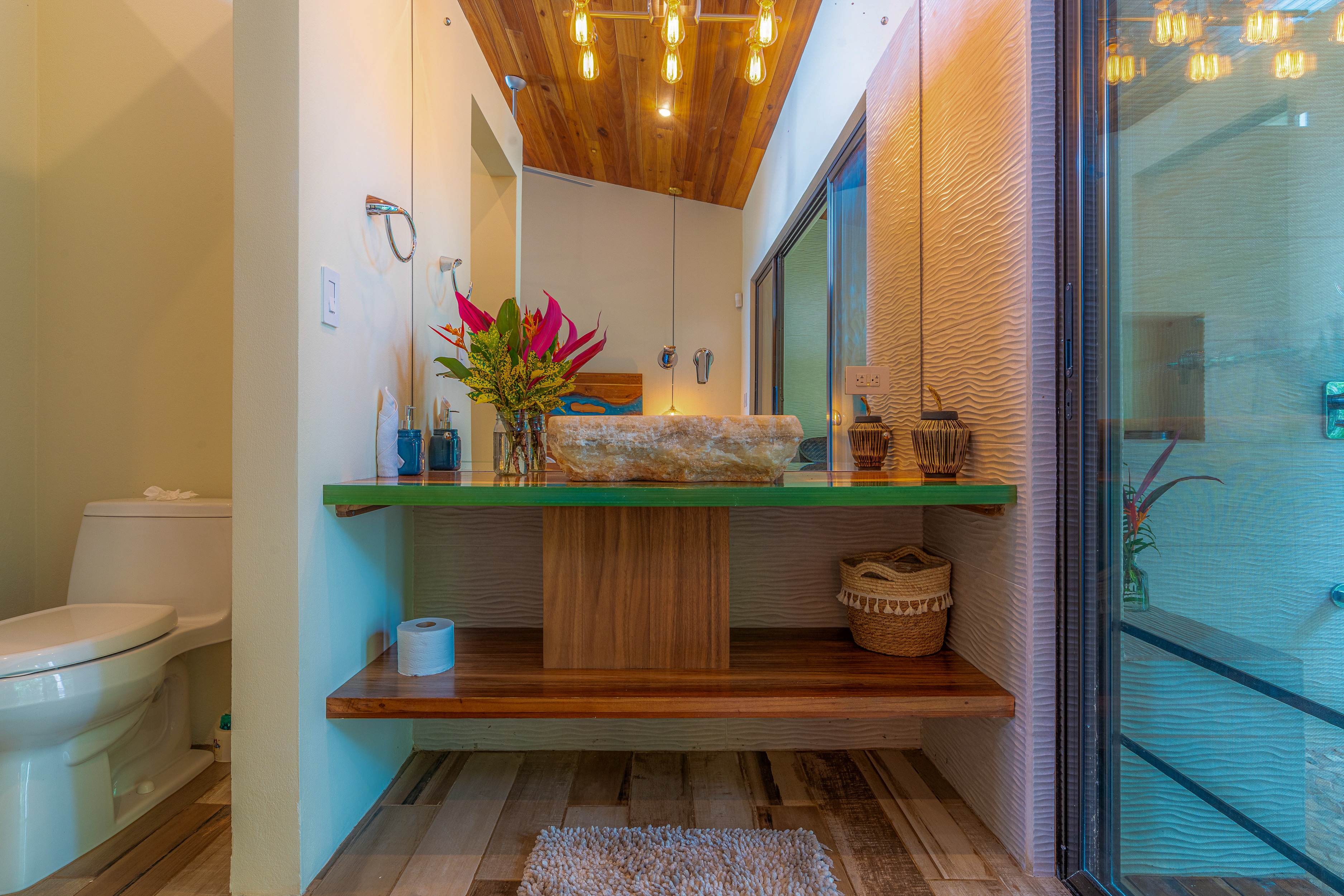 Dominical, Puntarenas, 60504, CR, 7 Bedrooms Bedrooms, ,7 BathroomsBathrooms,Residential,For Sale,1997378