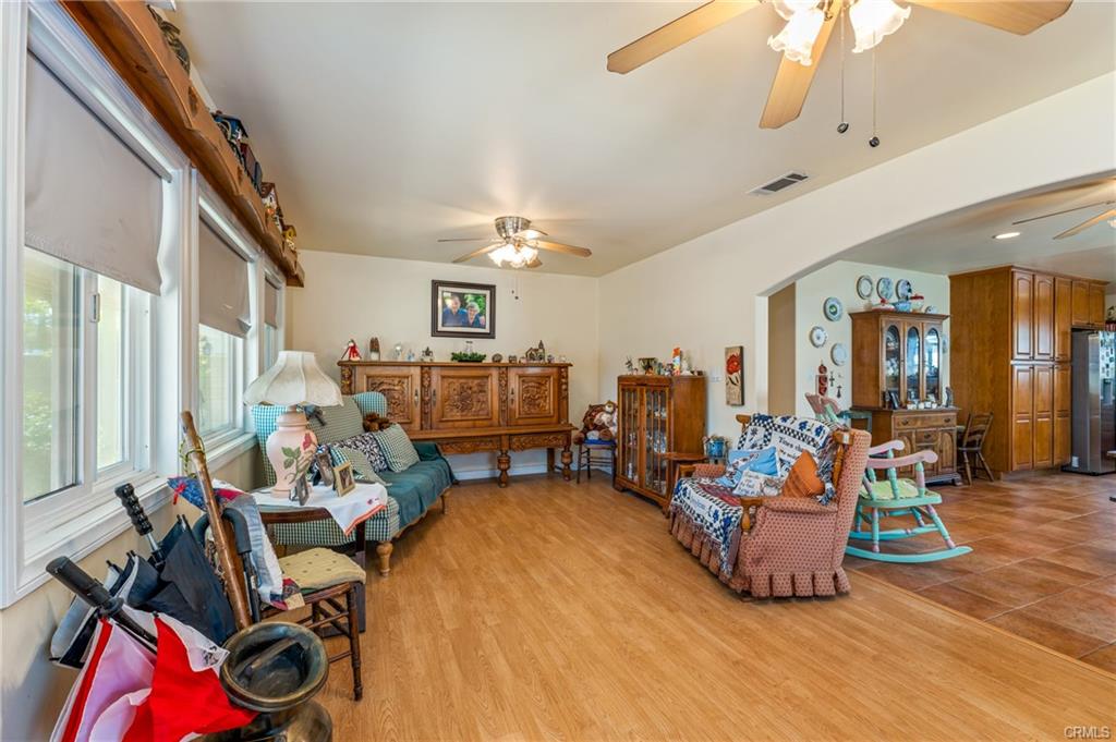La Verne, California, 91750, United States, 3 Bedrooms Bedrooms, ,3 BathroomsBathrooms,Residential,For Sale,1878252