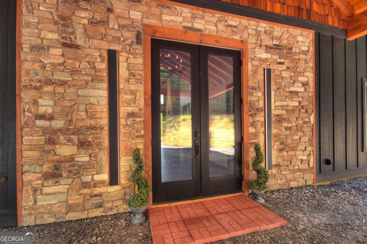 Mineral Bluff, Georgia, 30559, United States, 3 Bedrooms Bedrooms, ,3 BathroomsBathrooms,Residential,For Sale,2008232