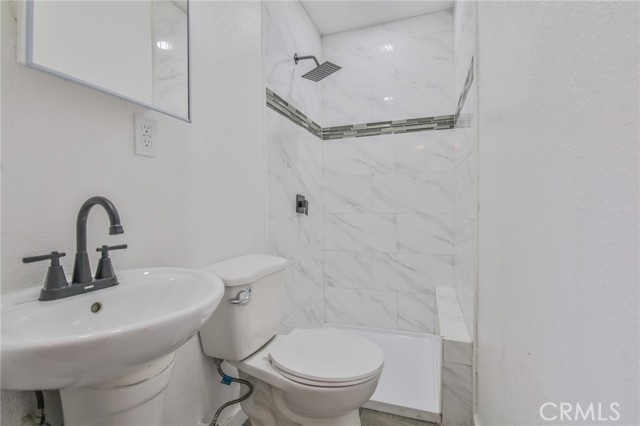 Los Angeles, California, 90002, United States, 3 Bedrooms Bedrooms, ,1 BathroomBathrooms,Residential,For Sale,1937405
