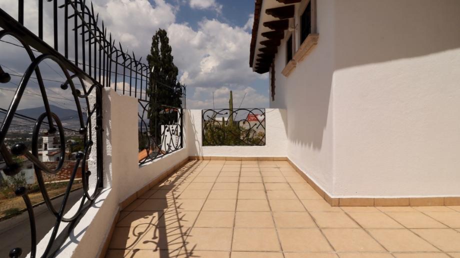Vista Bella, Morelia, Michoacán de Ocampo, 58090, Mexico, 3 Bedrooms Bedrooms, ,3 BathroomsBathrooms,Residential,For Sale,Vista Bella,1442753