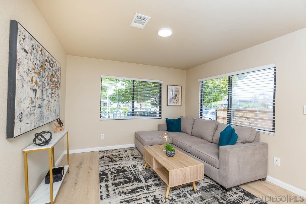 Escondido, California, 92025, United States, 3 Bedrooms Bedrooms, ,2 BathroomsBathrooms,Residential,For Sale,1794262