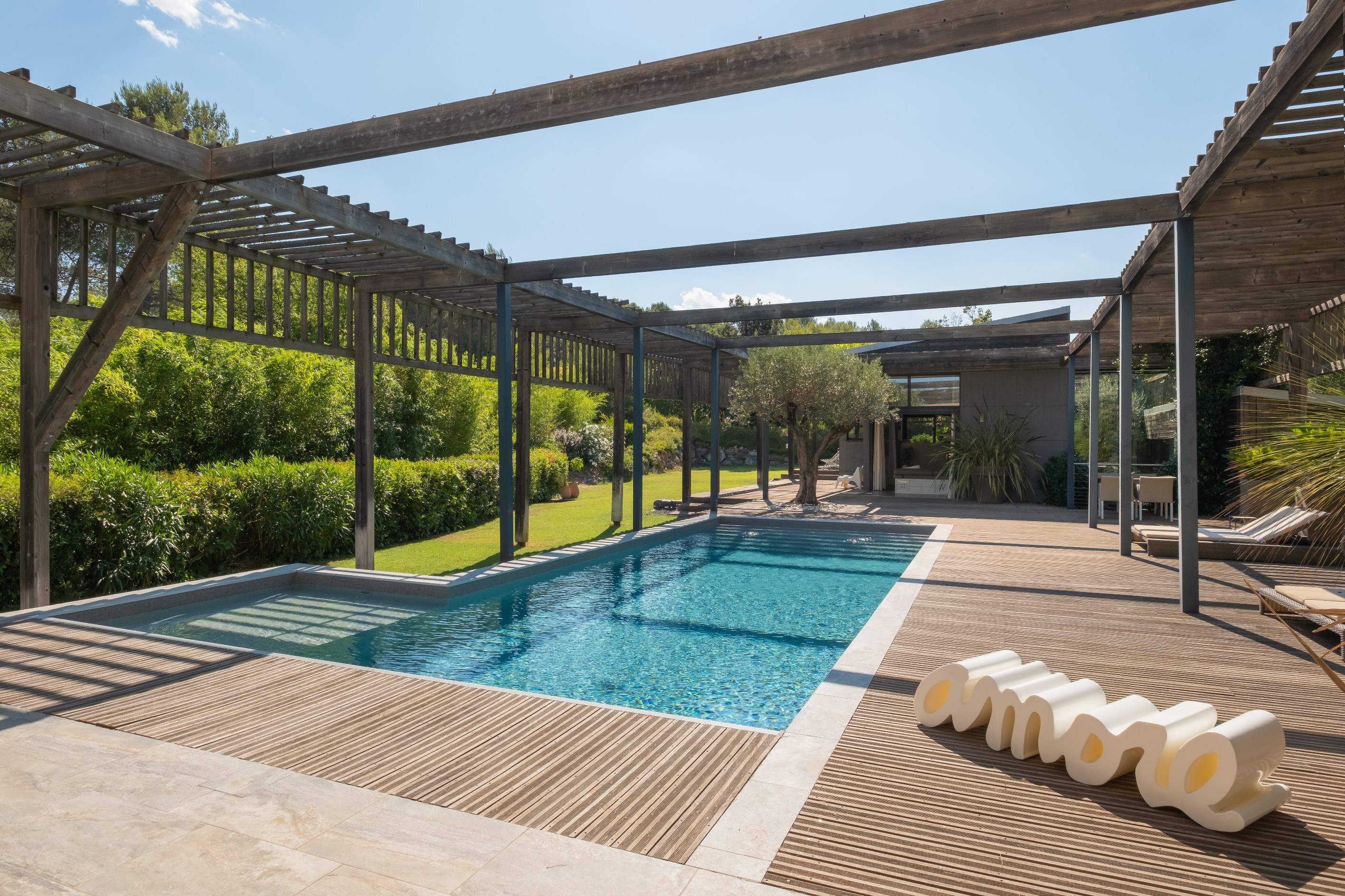  An Exceptional Architect-Designed Villa on the Outskirts of Montpellier - 物件實景