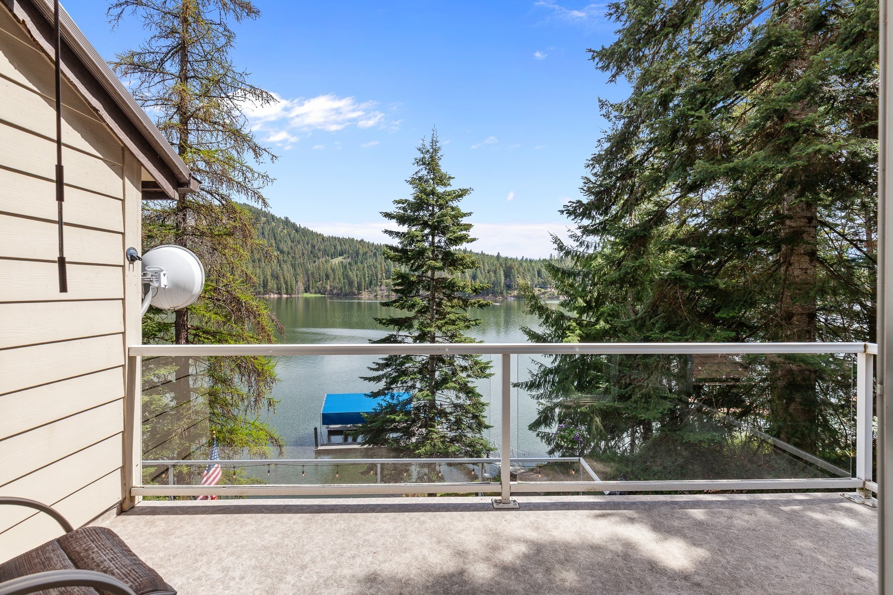  Hayden Lake Year Round Waterfront Living - 物件實景