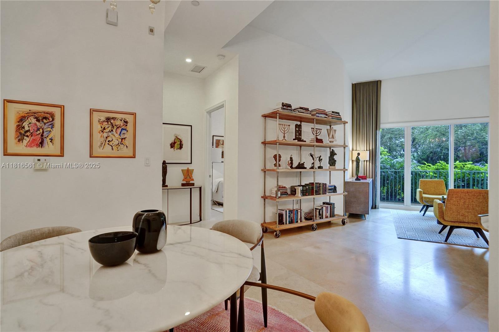 Aventura, Florida, 33180, United States, 2 Bedrooms Bedrooms, ,2 BathroomsBathrooms,Residential,For Sale,1848043