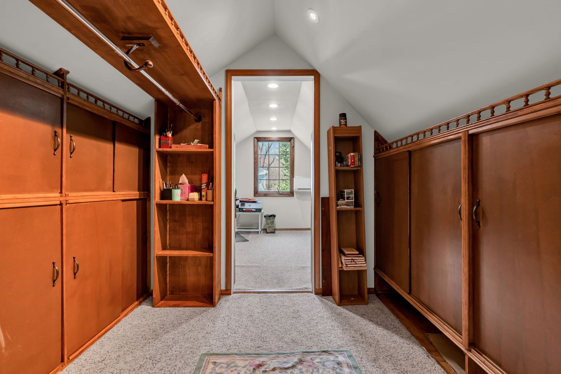  Spacious Middletown Colonial with Updates - 物件實景