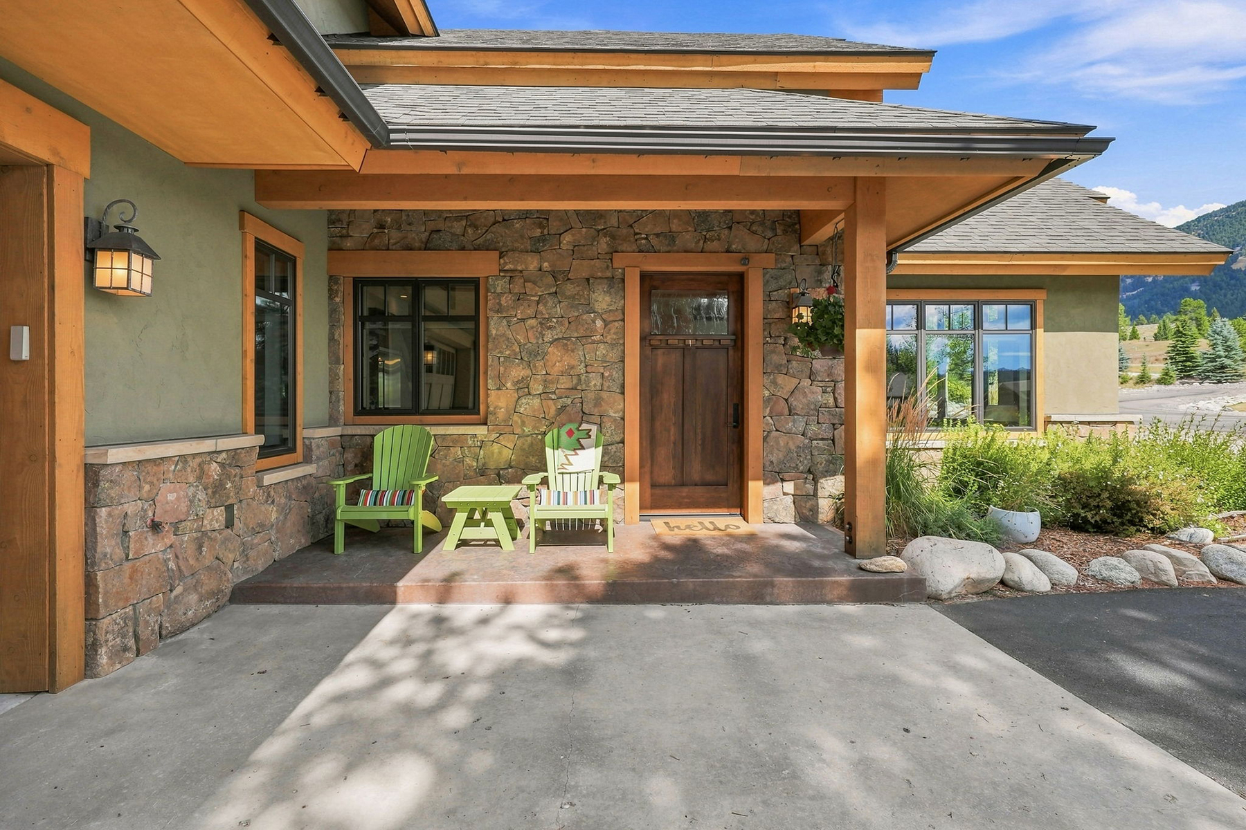  112 Brownstone Loop - 物件實景