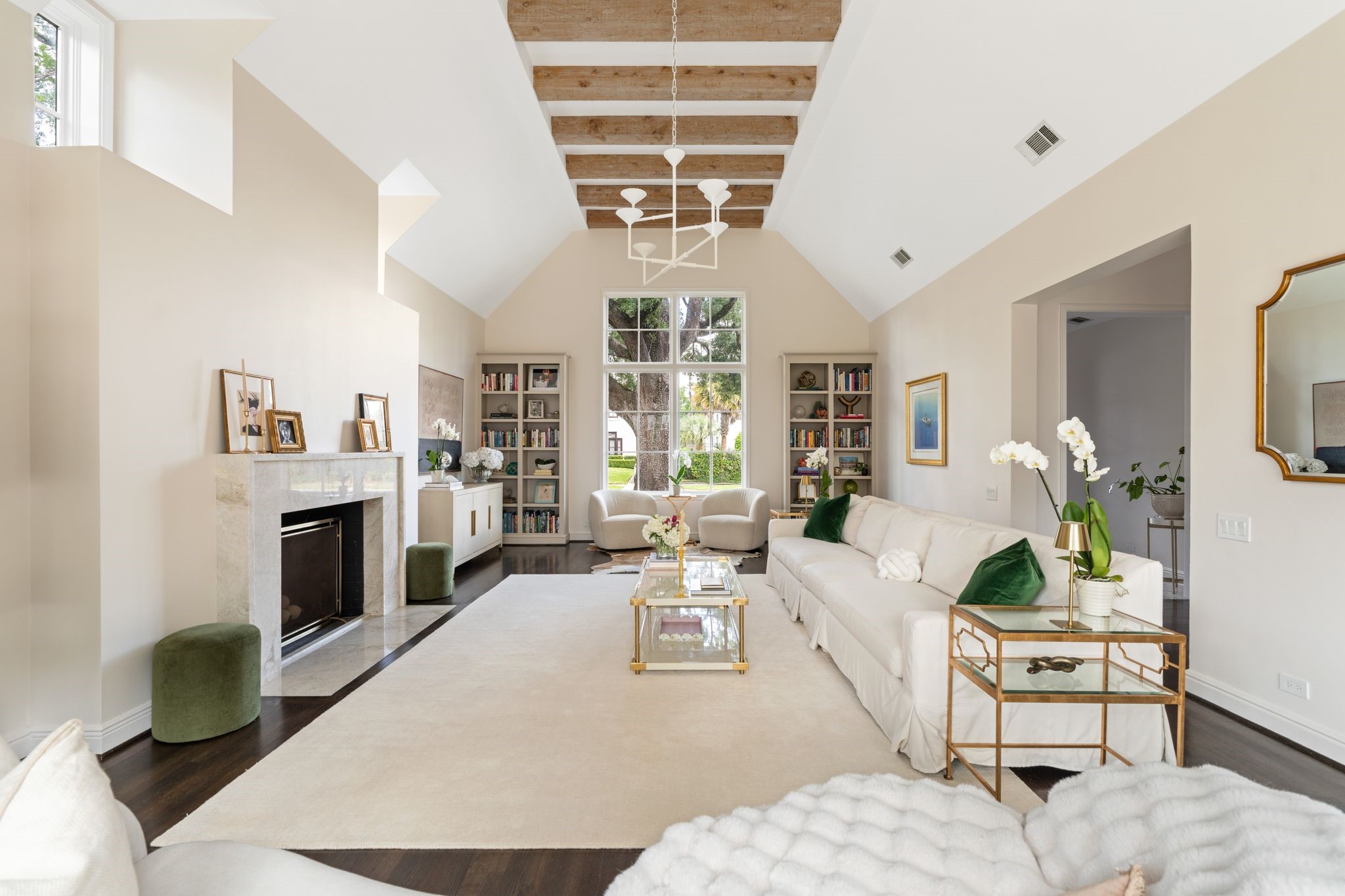  2105 Pelham Drive - 物件實景