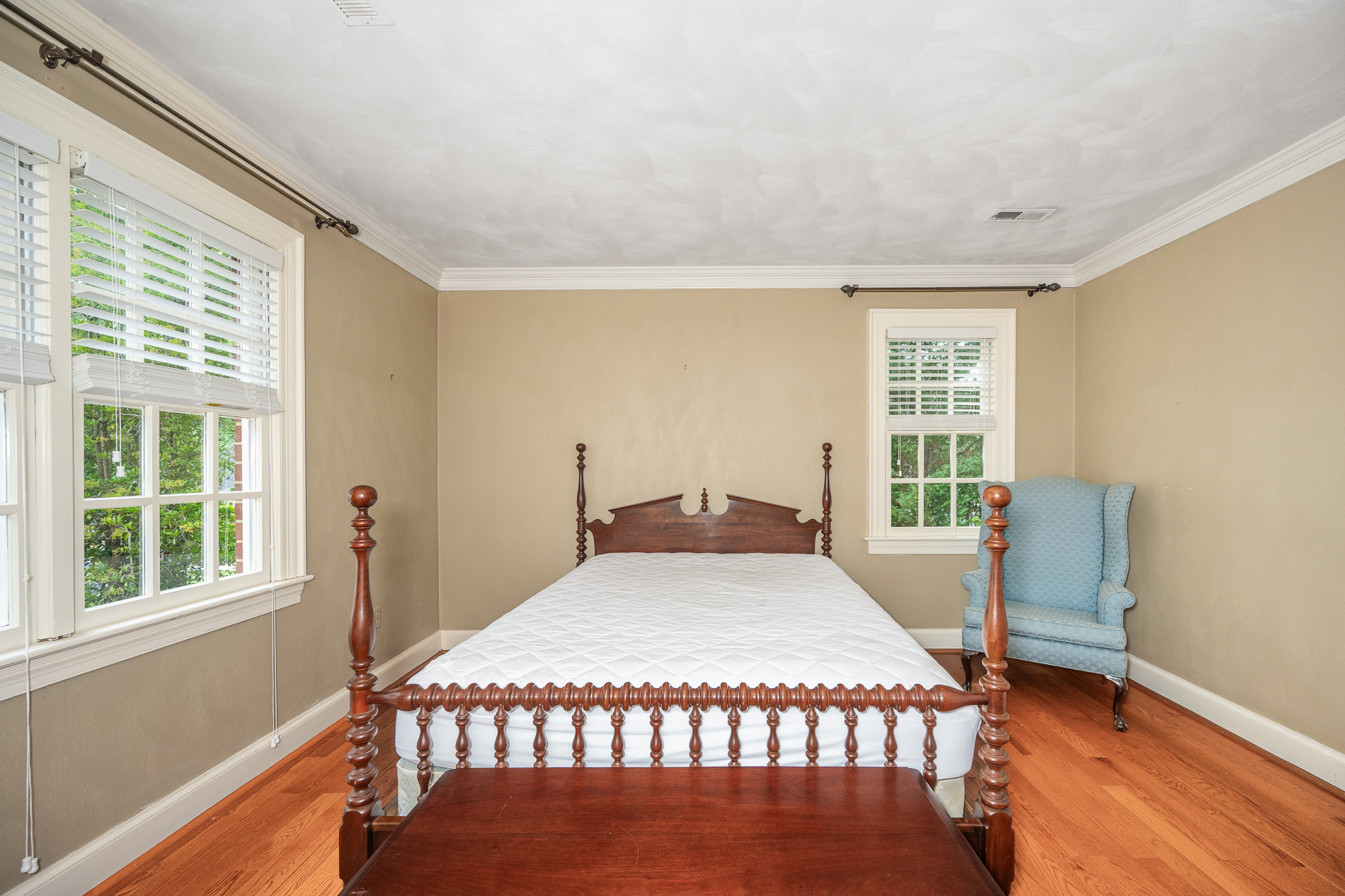  413 Wickwood Drive, Chesapeake, VA 23322 - 物件實景