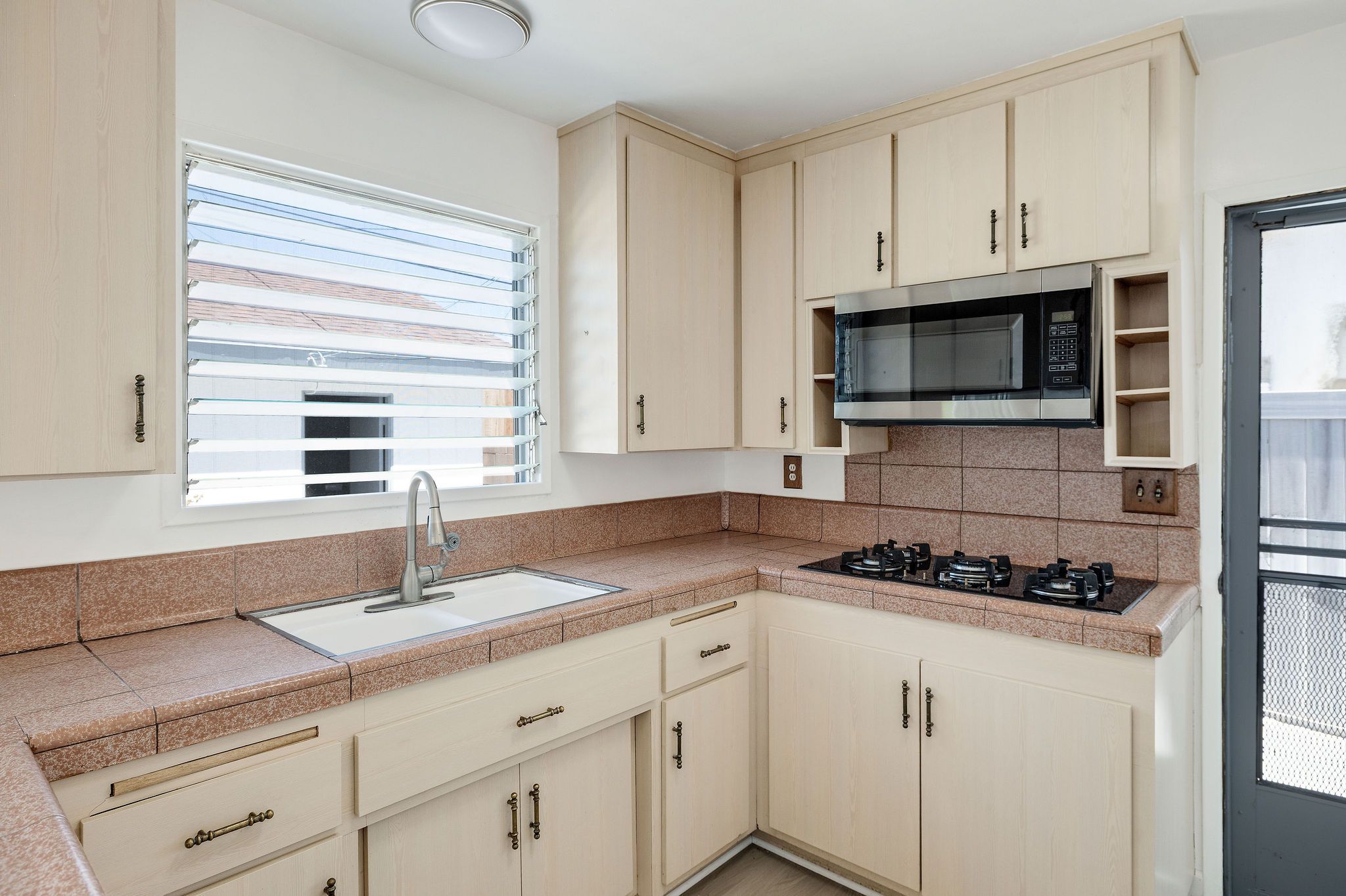 23320 Anza Avenue, Torrance, CA 90505 - 物件實景