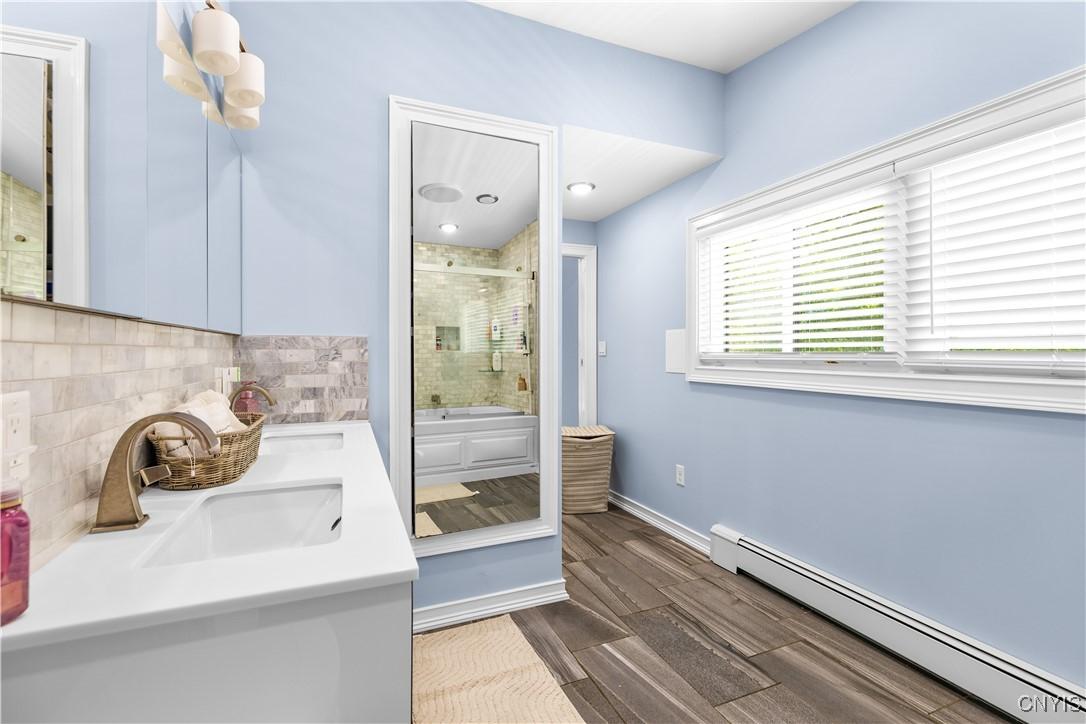 Deerfield, New York, 13502, United States, 6 Bedrooms Bedrooms, ,4 BathroomsBathrooms,Residential,For Sale,1971658