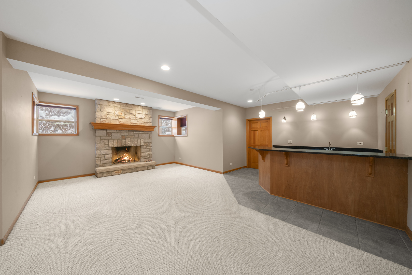 Sugar Grove, Illinois, 60554, United States, 4 Bedrooms Bedrooms, ,4 BathroomsBathrooms,Residential,For Sale,2003228