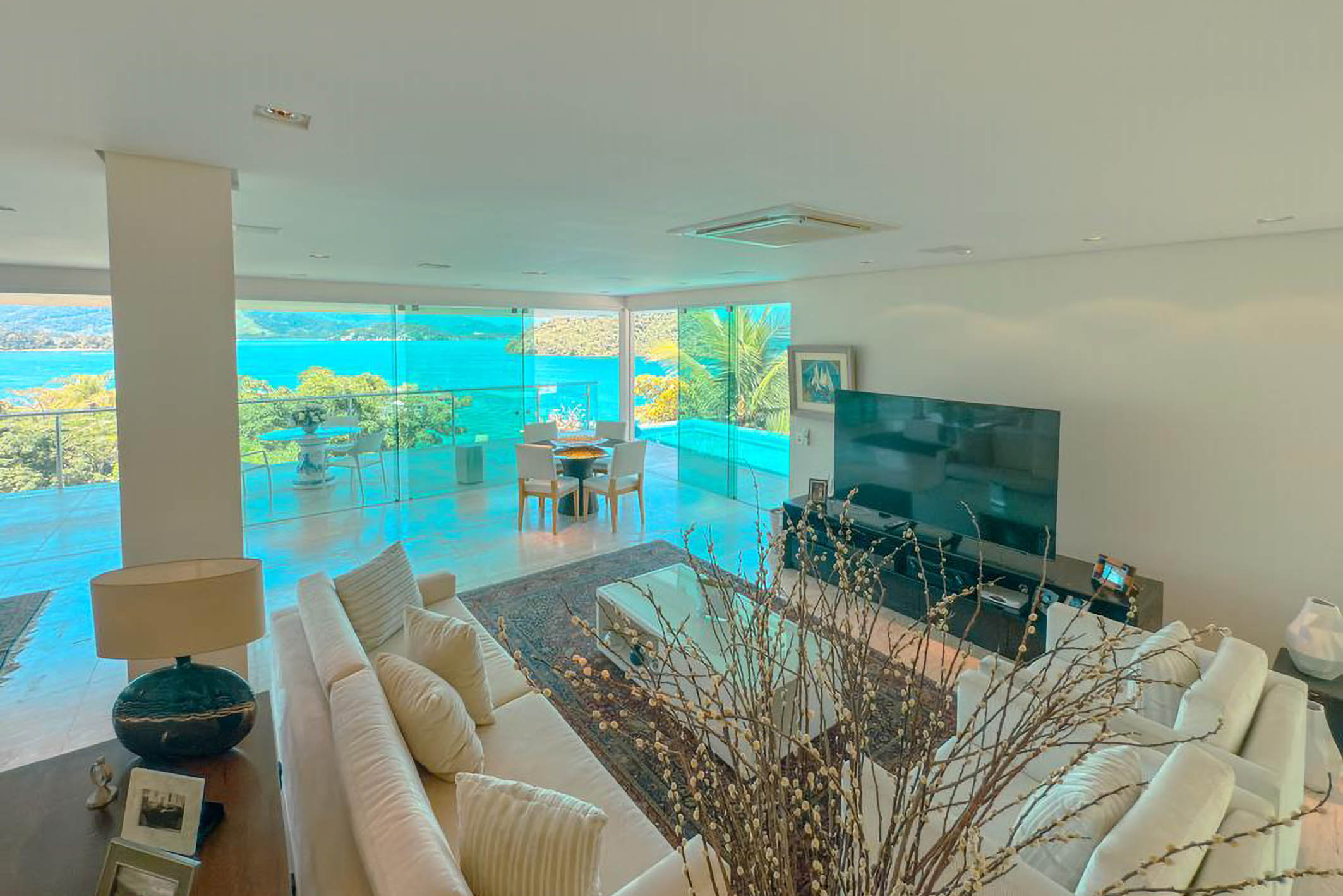  House at Iate Clube de Santos in Angra dos Reis - 物件實景