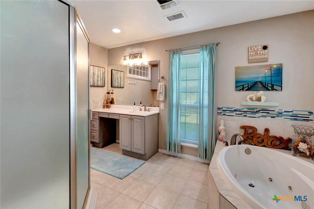 612 W Jackson Avenue, Port O'Connor, Texas, 77982, United States, 3 Bedrooms Bedrooms, ,3 BathroomsBathrooms,Residential,For Sale,612 W Jackson Avenue,1673246