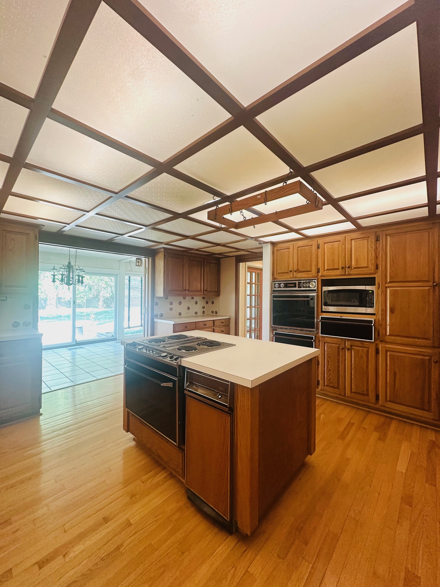 Enid, Oklahoma, 73703, United States, 5 Bedrooms Bedrooms, ,5 BathroomsBathrooms,Residential,For Sale,1981686