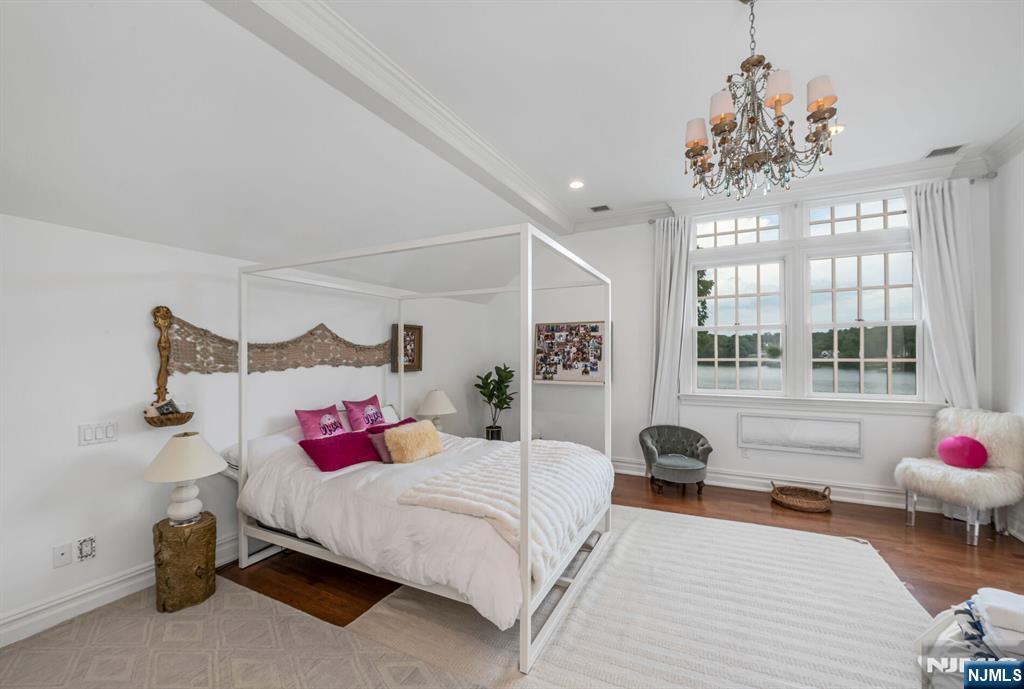 Franklin Lakes, New Jersey, 07417, United States, 6 Bedrooms Bedrooms, ,7 BathroomsBathrooms,Residential,For Sale,1903757