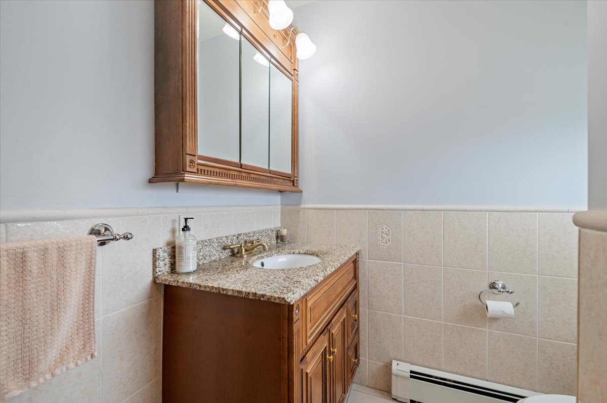 Bethpage, New York, 11714, United States, 4 Bedrooms Bedrooms, ,3 BathroomsBathrooms,Residential,For Sale,1905713