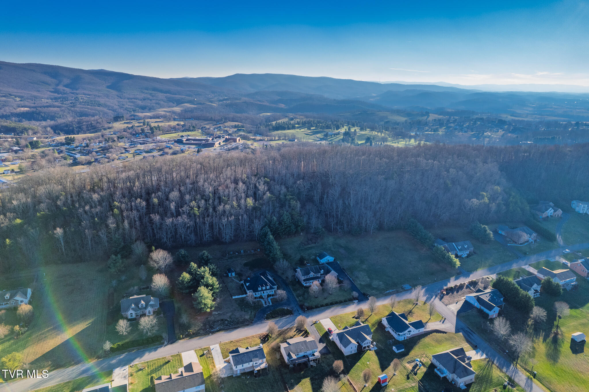 Wytheville, Virginia, 24382, United States, 4 Bedrooms Bedrooms, ,3 BathroomsBathrooms,Residential,For Sale,2005491