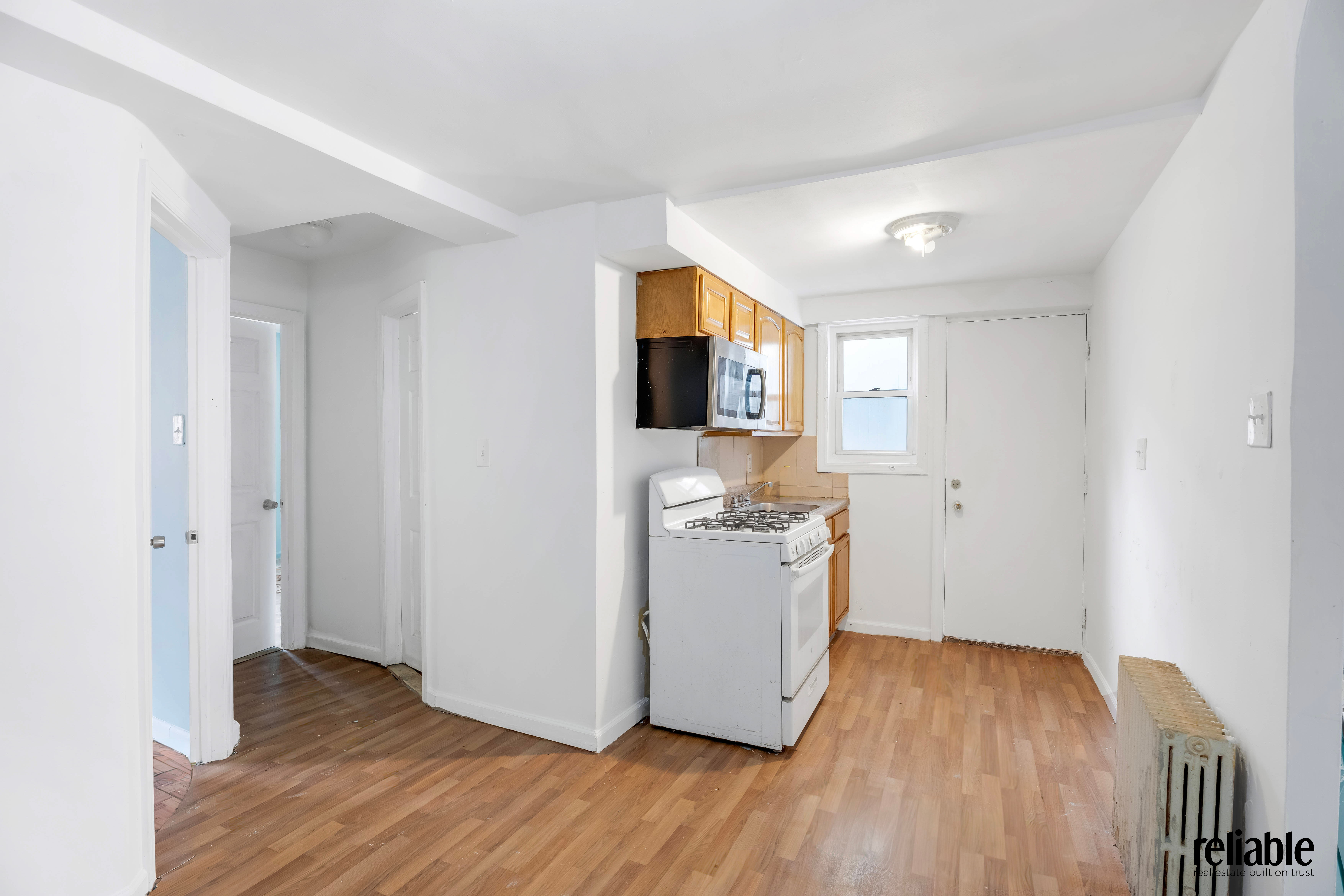 Brooklyn, New York, 11224, United States, 4 Bedrooms Bedrooms, ,2 BathroomsBathrooms,Residential,For Sale,1752290