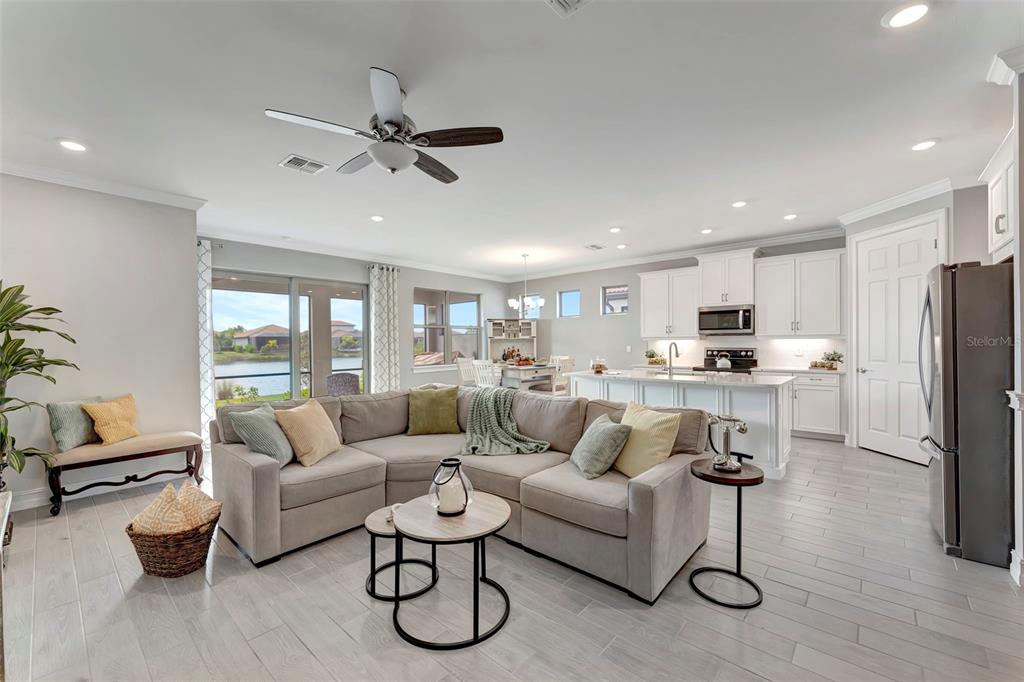 Nokomis, Florida, 34275, United States, 4 Bedrooms Bedrooms, ,2 BathroomsBathrooms,Residential,For Sale,2003329