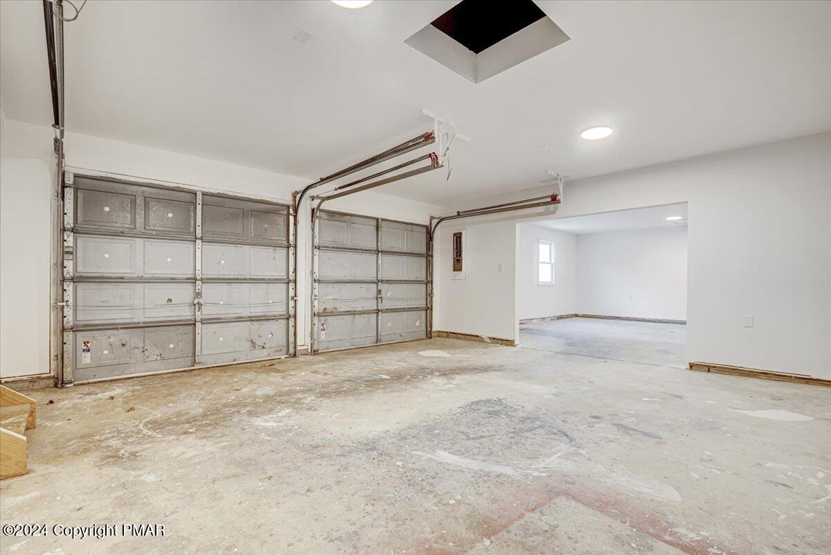 Stroudsburg, Pennsylvania, 18360, United States, 4 Bedrooms Bedrooms, ,3 BathroomsBathrooms,Residential,For Sale,1993550