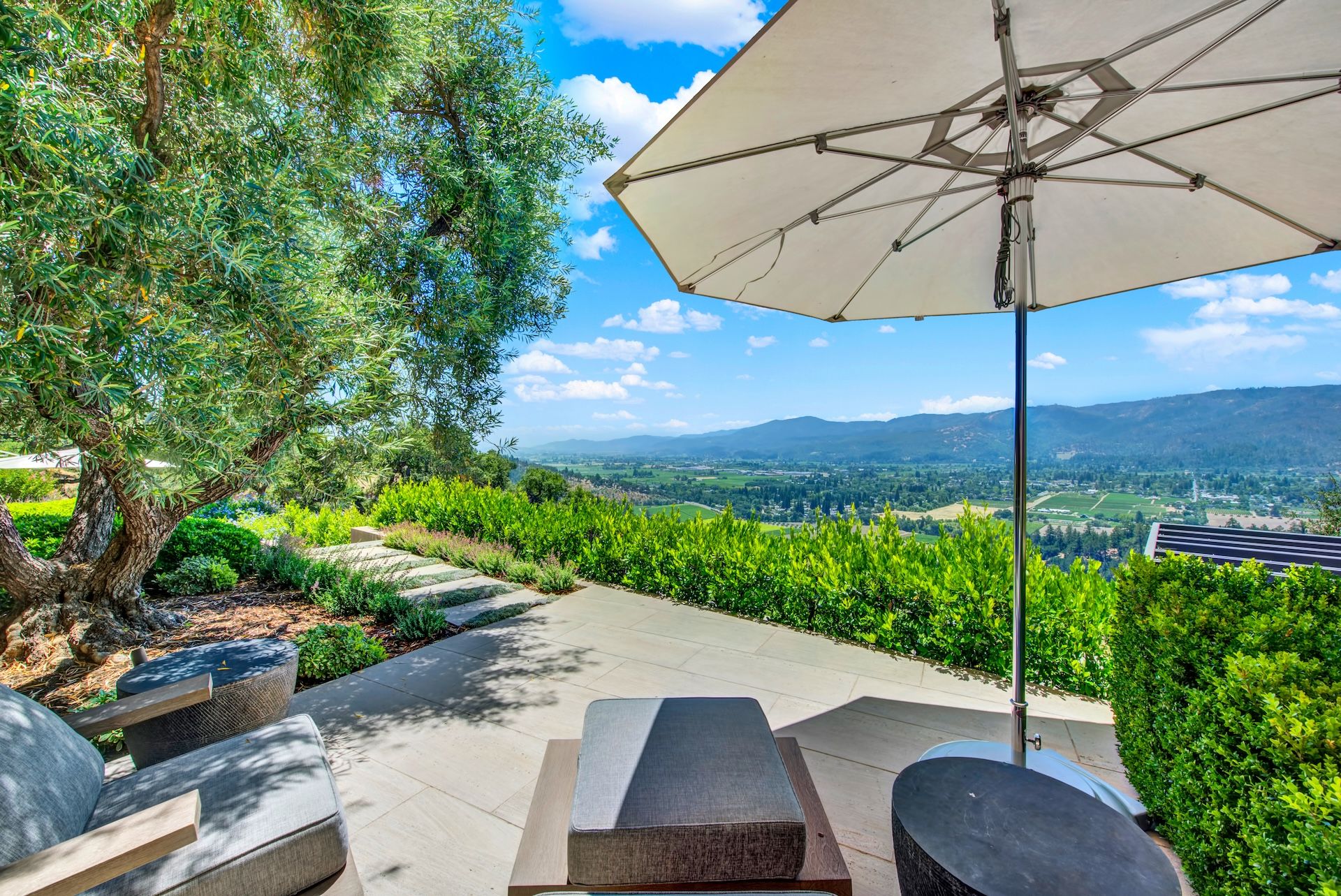  Exceptional Napa Valley Estate Set On 40 Private Acres - 物件實景