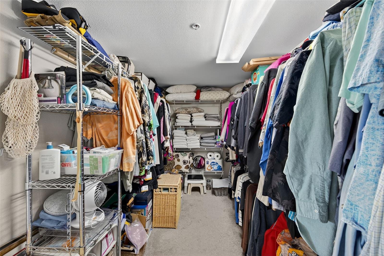 CLEARWATER BEACH, Florida, 33767, United States, 2 Bedrooms Bedrooms, ,2 BathroomsBathrooms,Residential,For Sale,1998949