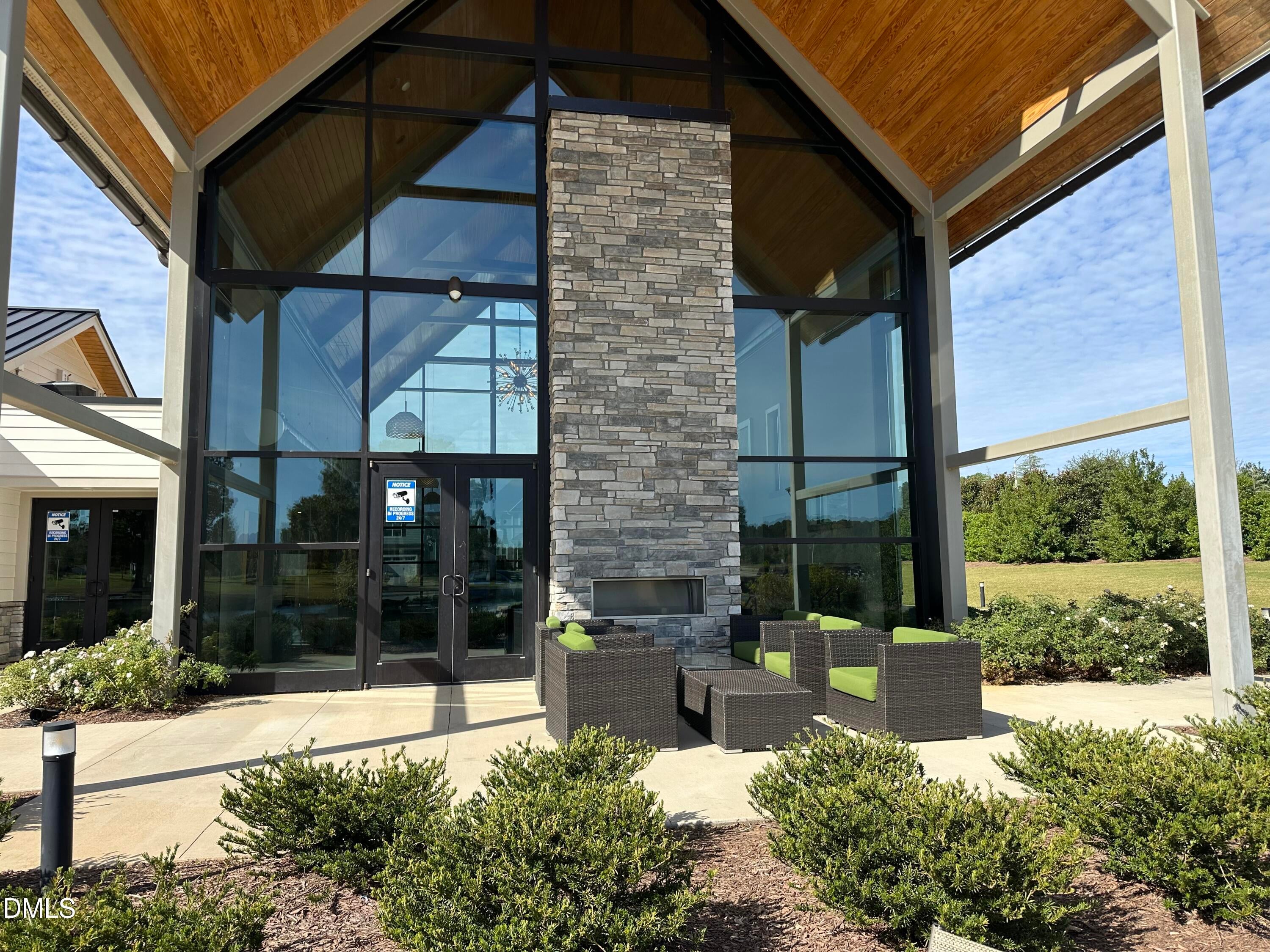 Holly Springs, North Carolina, 27540, United States, 4 Bedrooms Bedrooms, ,4 BathroomsBathrooms,Residential,For Sale,1970493