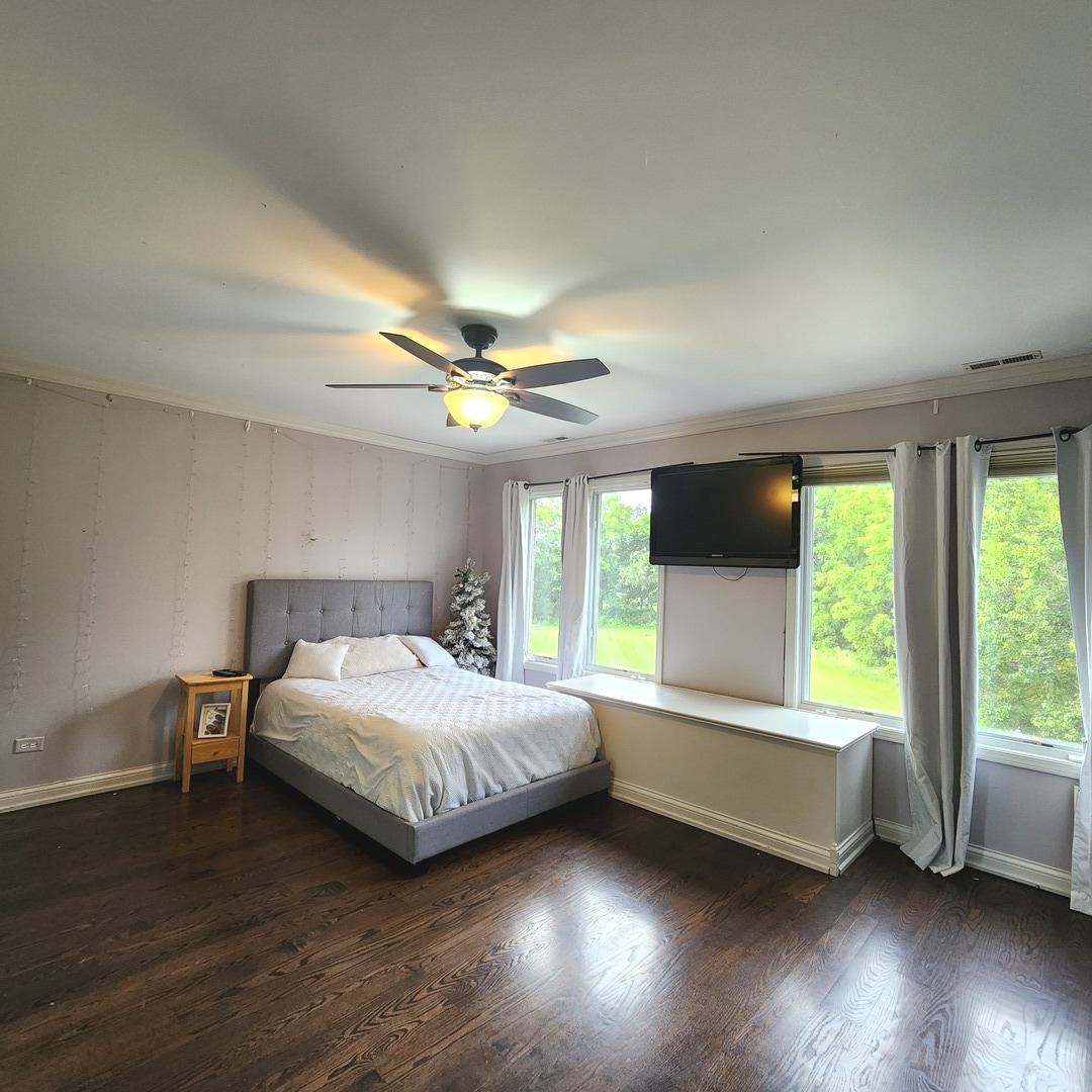 St. Charles, Illinois, 60175, United States, 6 Bedrooms Bedrooms, ,8 BathroomsBathrooms,Residential,For Sale,1940364