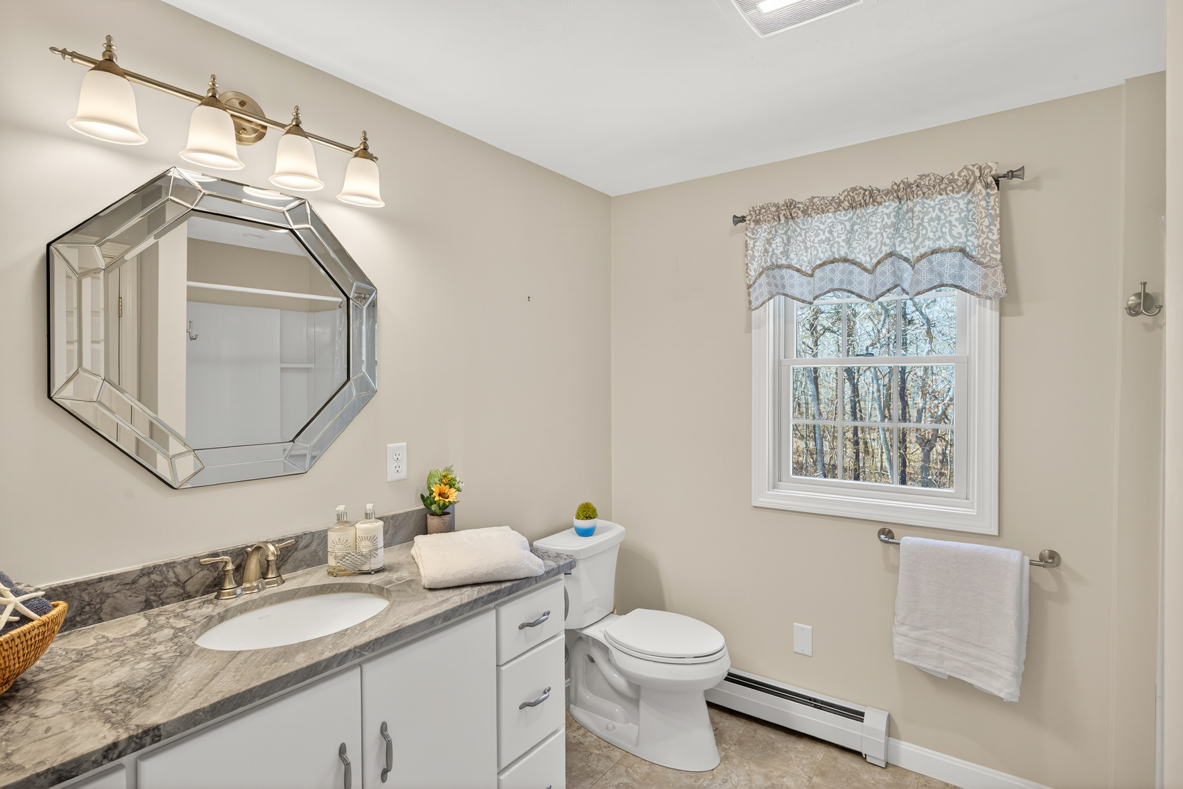  23 Dundee Circle, Harwich, MA, 02645 - 物件實景