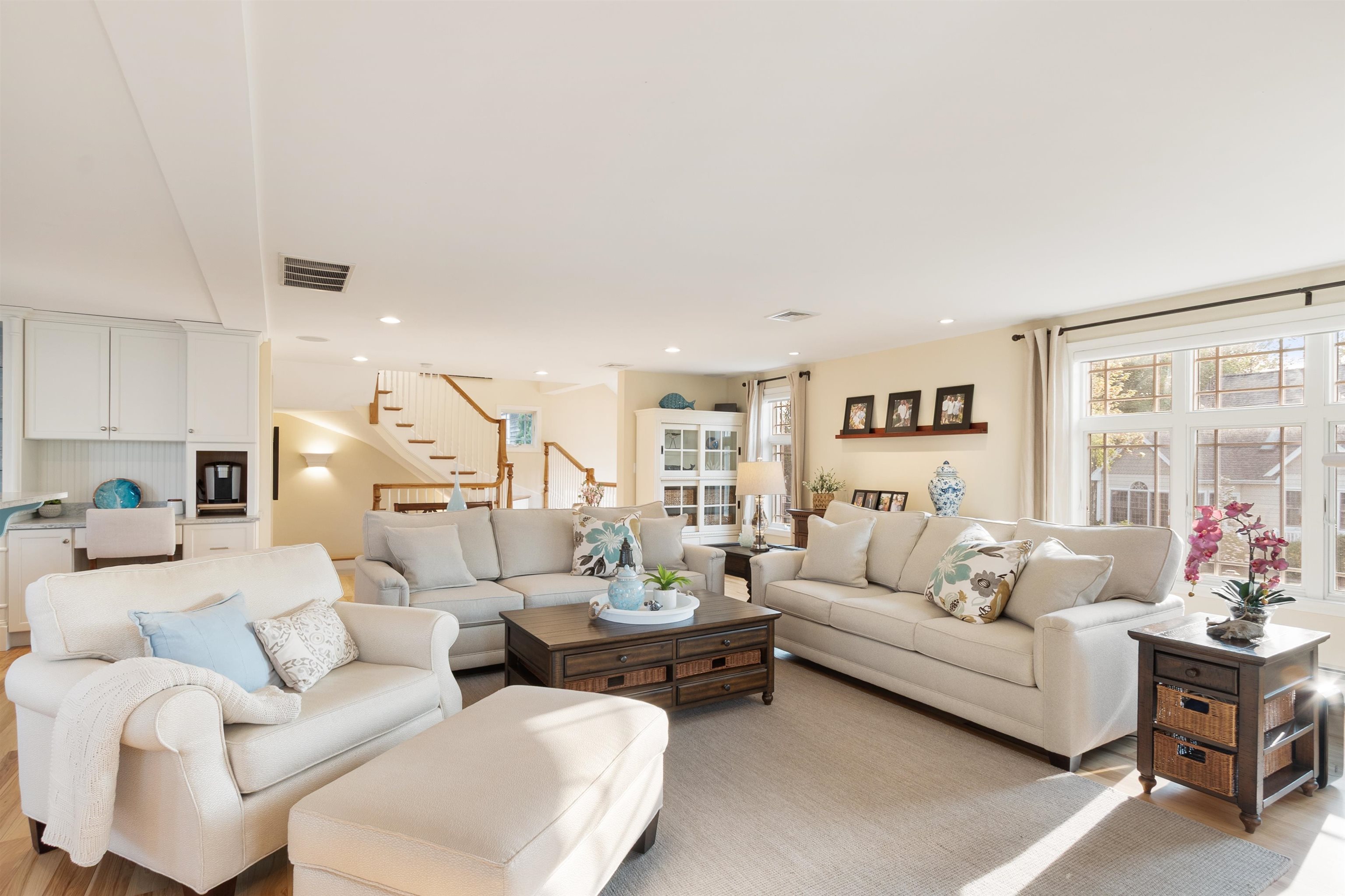 Hampton, New Hampshire, 03842, United States, 3 Bedrooms Bedrooms, ,1 BathroomBathrooms,Residential,For Sale,1846581
