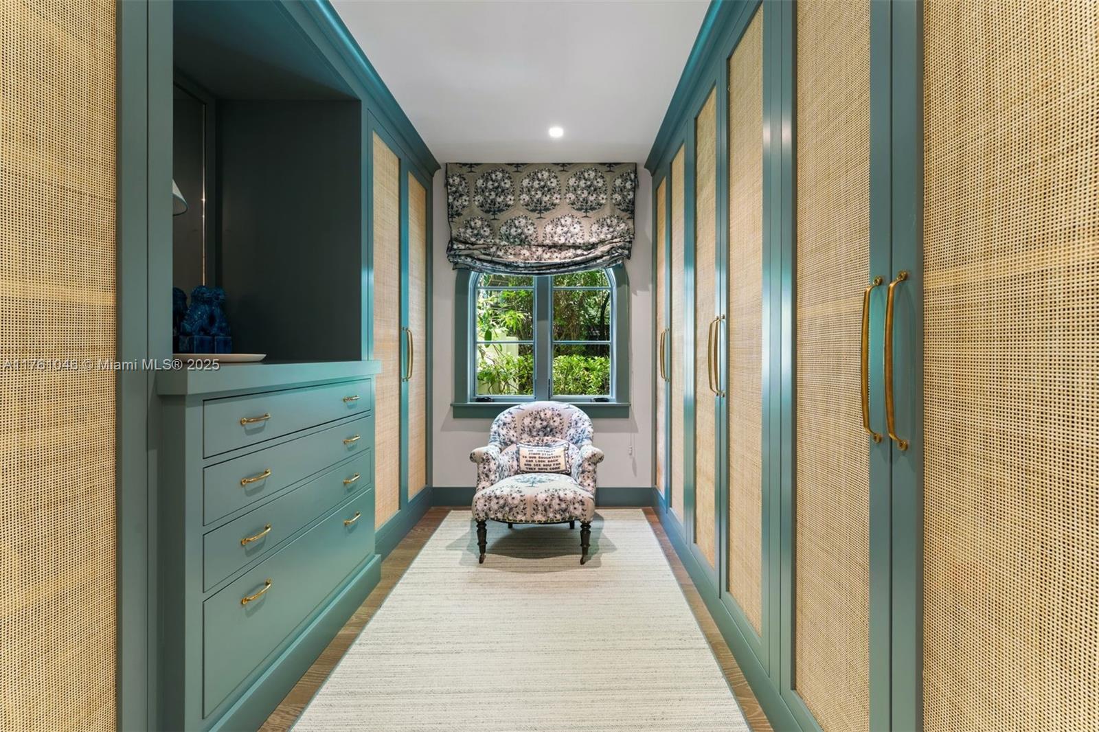 Miami, Florida, 33133, United States, 6 Bedrooms Bedrooms, ,6 BathroomsBathrooms,Residential,For Sale,1947591