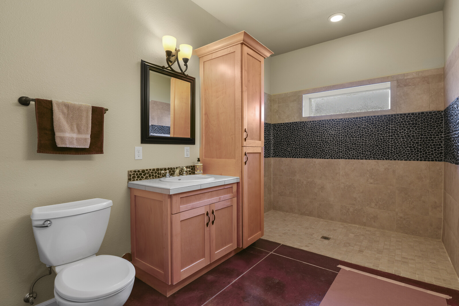Pueblo, Colorado, 81004, United States, 2 Bedrooms Bedrooms, ,Residential,For Sale,1915514