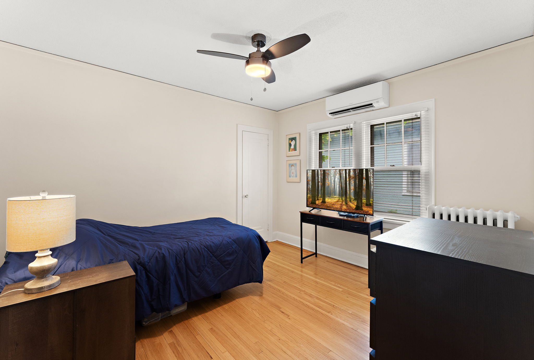  Classic Character and Exceptional Space in Linden Hills - 物件實景