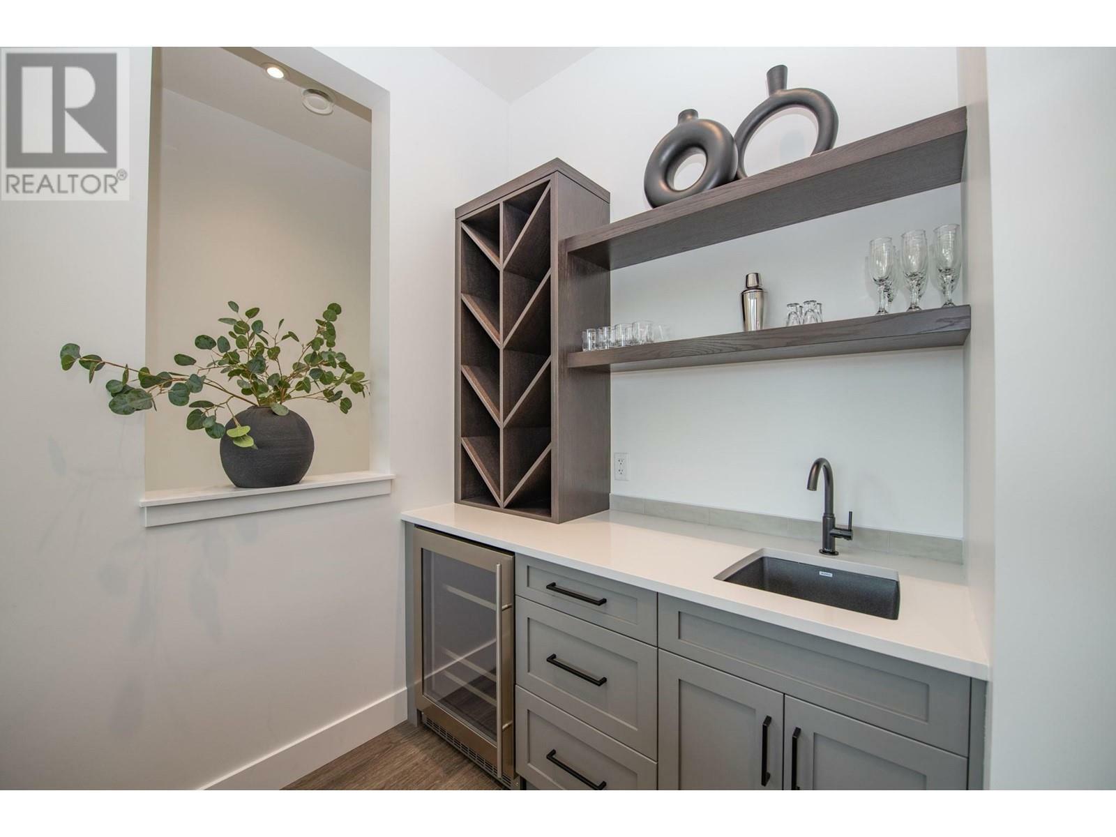 VERNON, British Columbia, V1H 0A5, CA, 4 Bedrooms Bedrooms, ,3 BathroomsBathrooms,Residential,For Sale,1839101