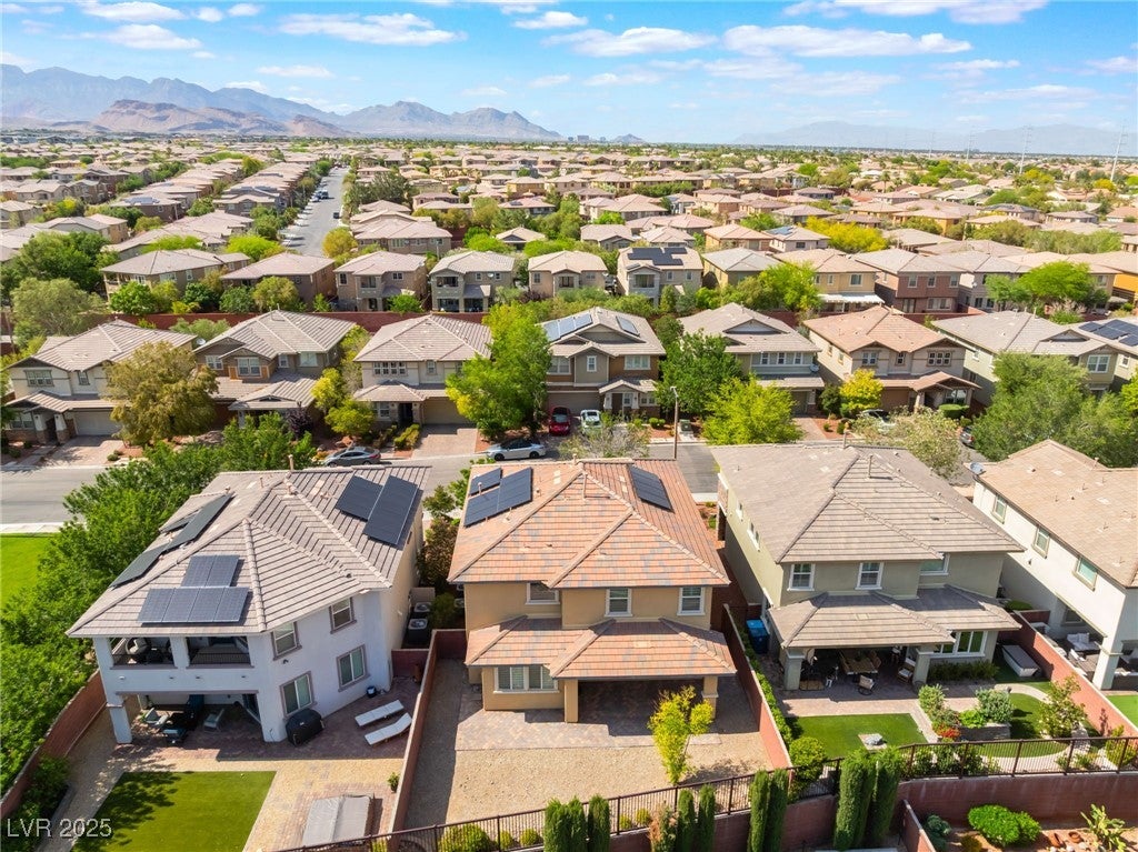 Las Vegas, Nevada, 89135, United States, 3 Bedrooms Bedrooms, ,3 BathroomsBathrooms,Residential,For Sale,1977771