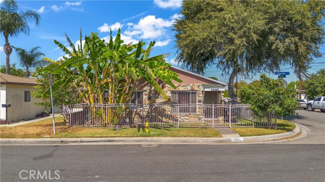 Downey, California, 90242, United States, 3 Bedrooms Bedrooms, ,2 BathroomsBathrooms,Residential,For Sale,1928168